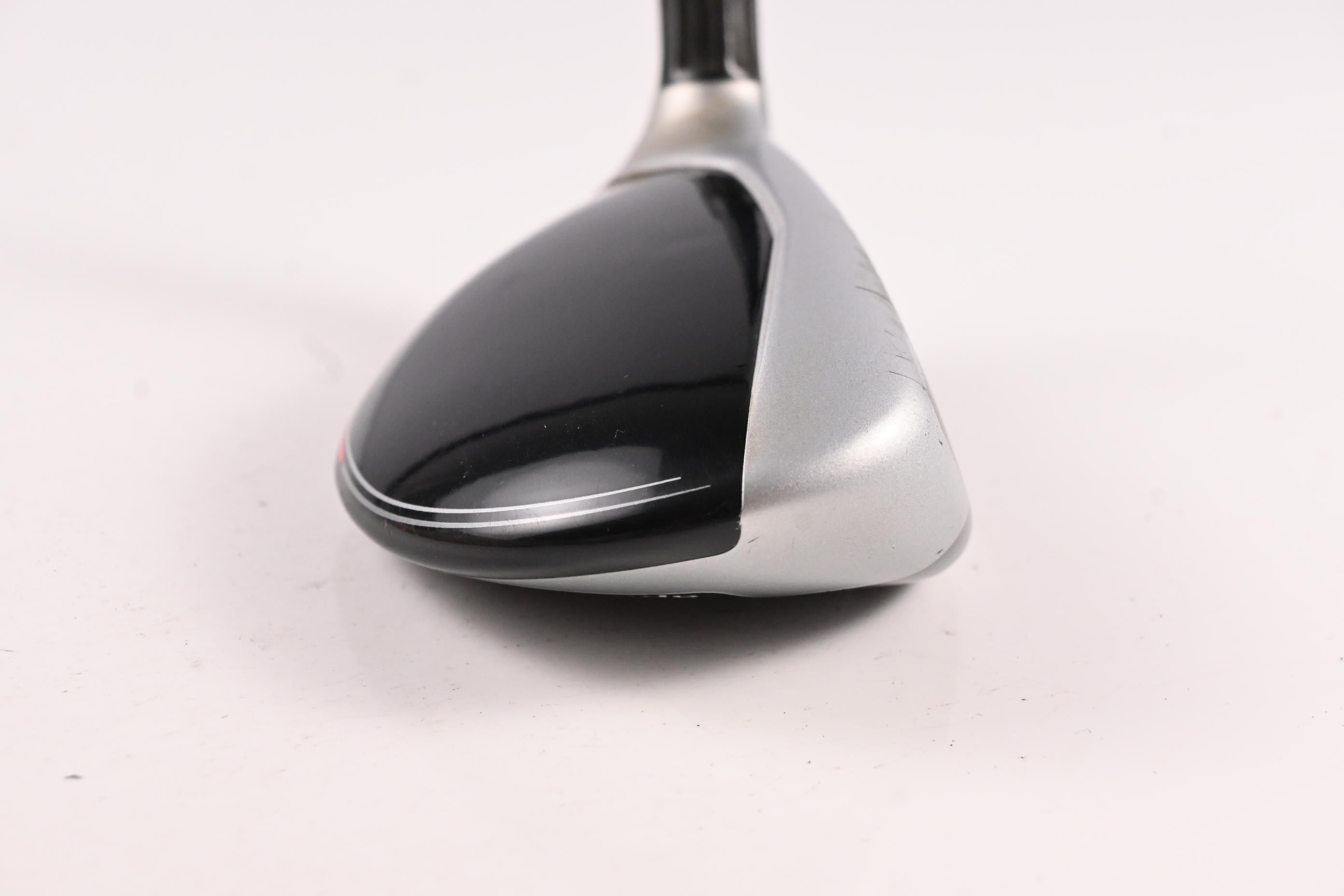 Taylormade M4 #4 Hybrid / 22 Degree / Regular Flex Fujikura Atmos Red 6 Shaft