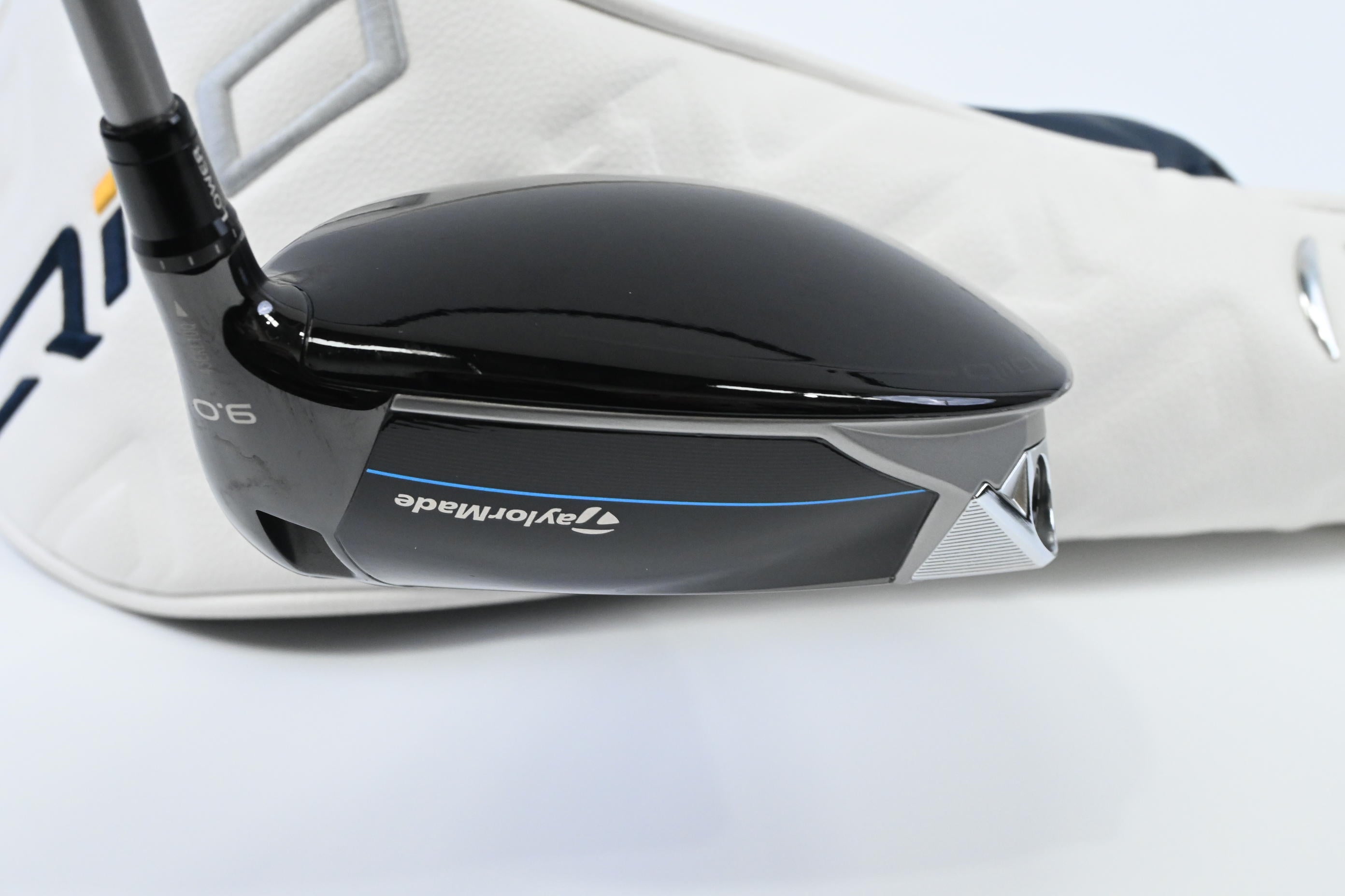 Taylormade Qi10 LS Driver / 9 Degree / Regular Flex Fujikura Speeder NX TCS