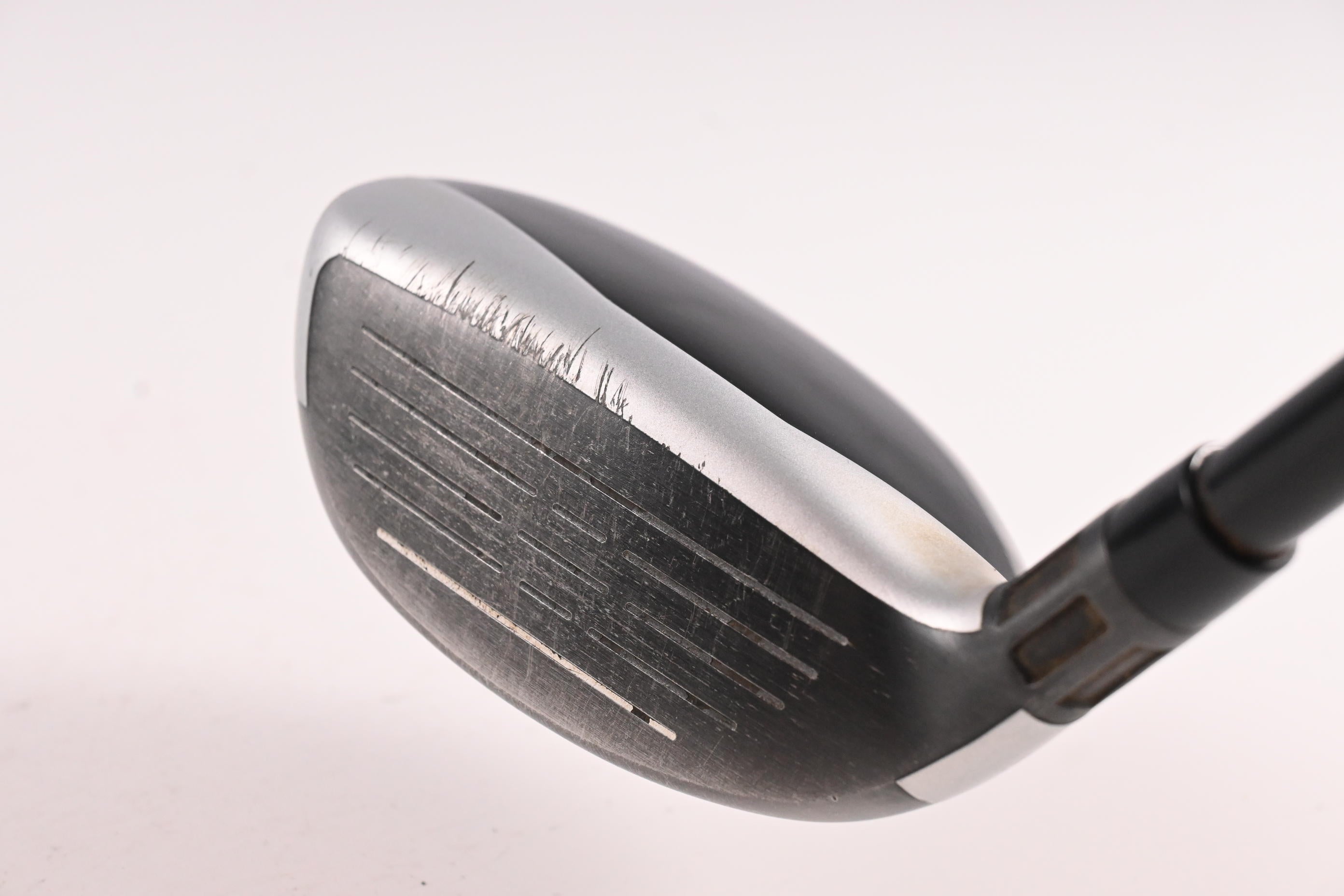 Taylormade M4 #4 Hybrid / 22 Degree / Regular Flex Fujikura Atmos Red 6 Shaft