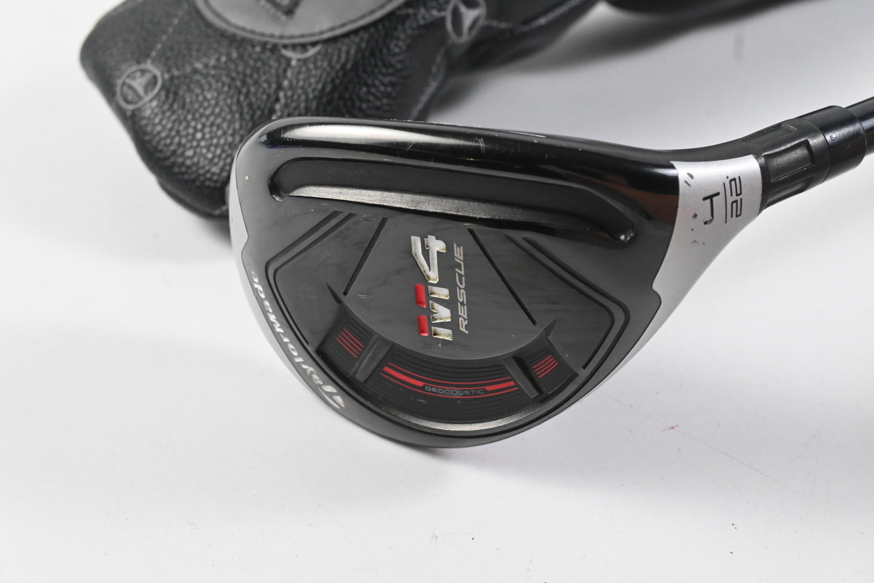 Taylormade M4 #4 Hybrid / 22 Degree / Stiff Flex Fujikura Atmos Red 7 Shaft