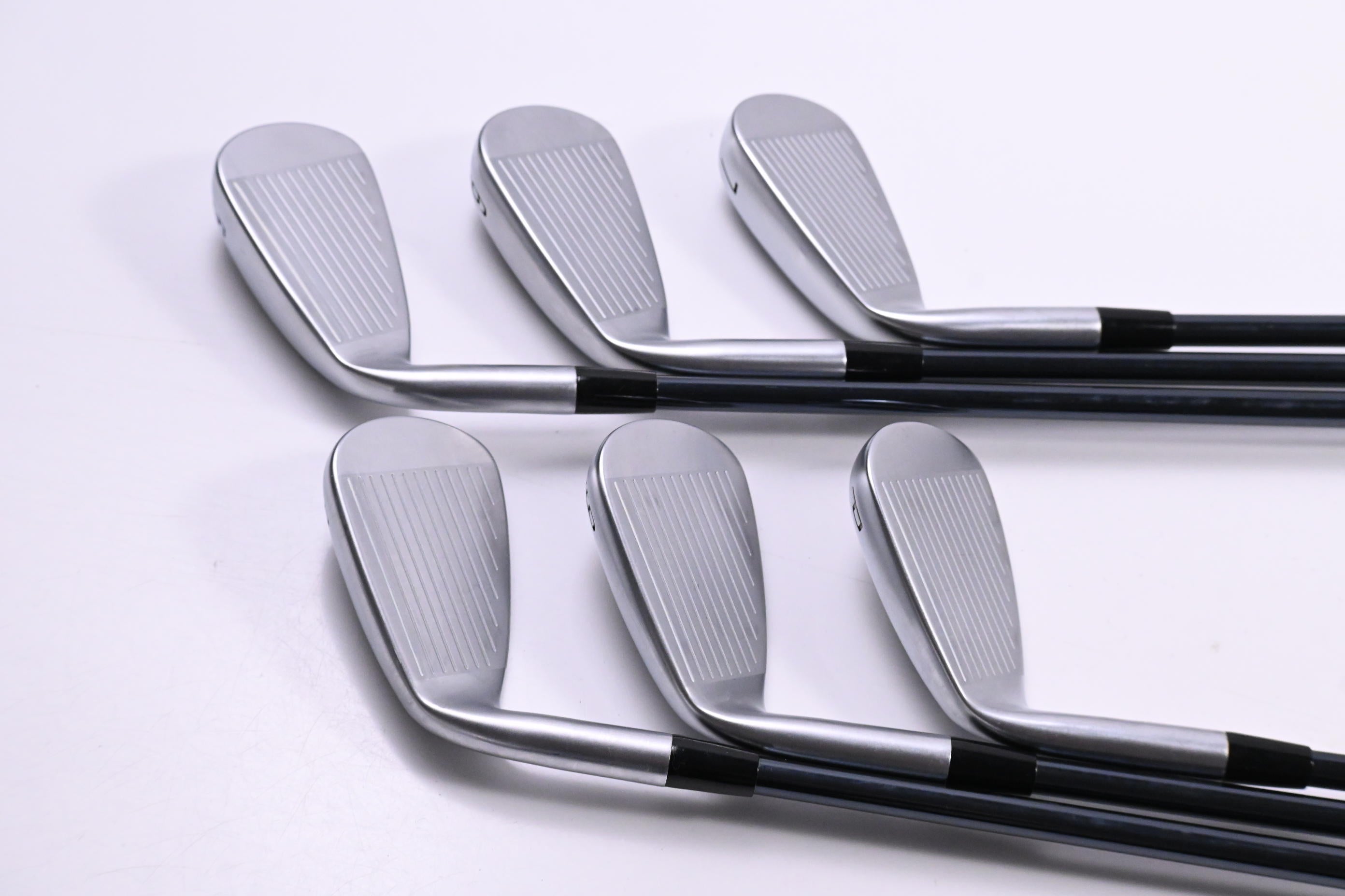 Mizuno JPX 925 Hot Metal HL Irons / 5-PW / Regular Flex UST Recoil Dart ESX 60