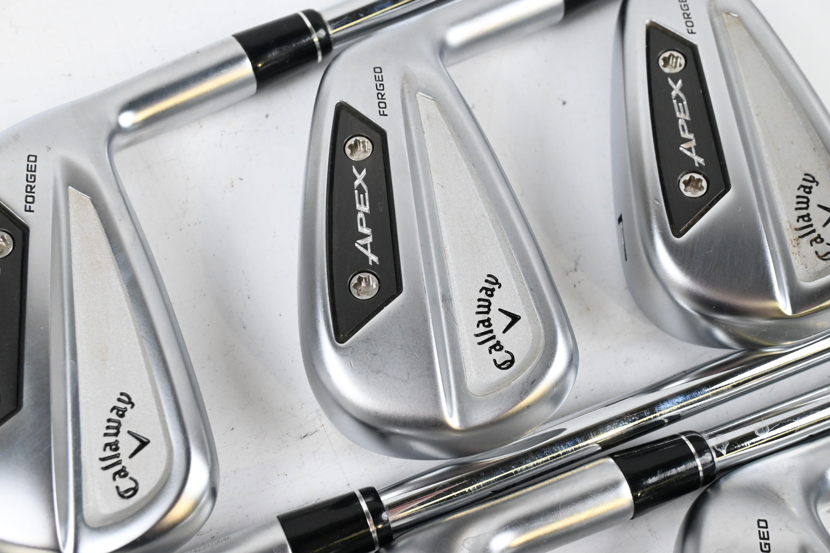 Callaway Apex Ai300 Irons / 5-PW+GW / Regular Flex Dynamic Gold Mid R300 90