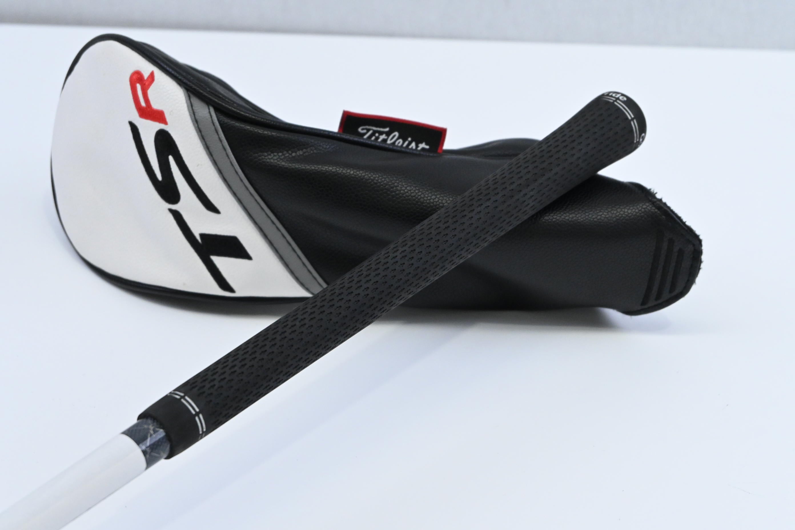 Titleist TSR2 #3 Wood / 16.5 Degree / Regular Flex Tensei AV Blue 65 Shaft