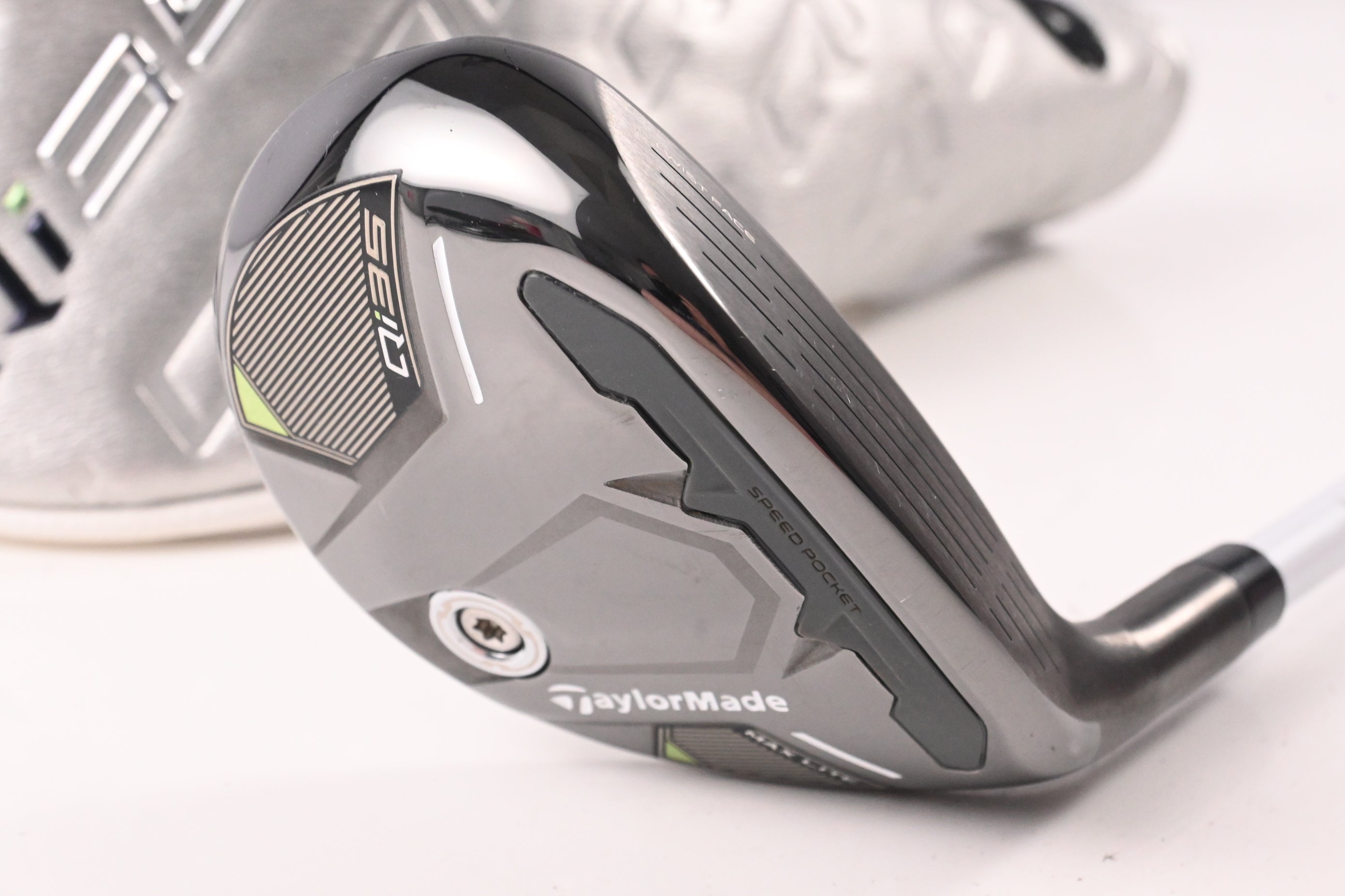 Ladies Taylormade Qi35 Max Lite #5 Hybrid / 27 Degree / Ladies Flex AirSpeeder