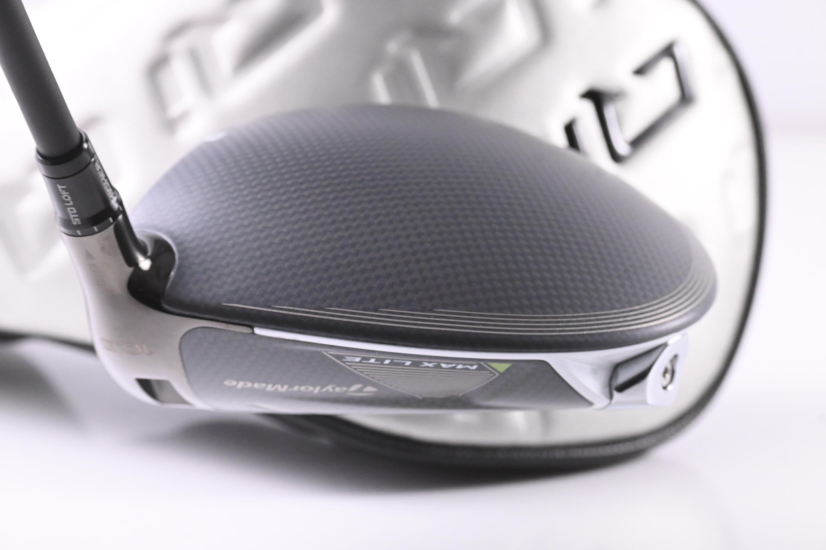 Taylormade Qi35 Max Lite Driver / 10.5 Degree / Regular Flex Vanquish 4 Shaft