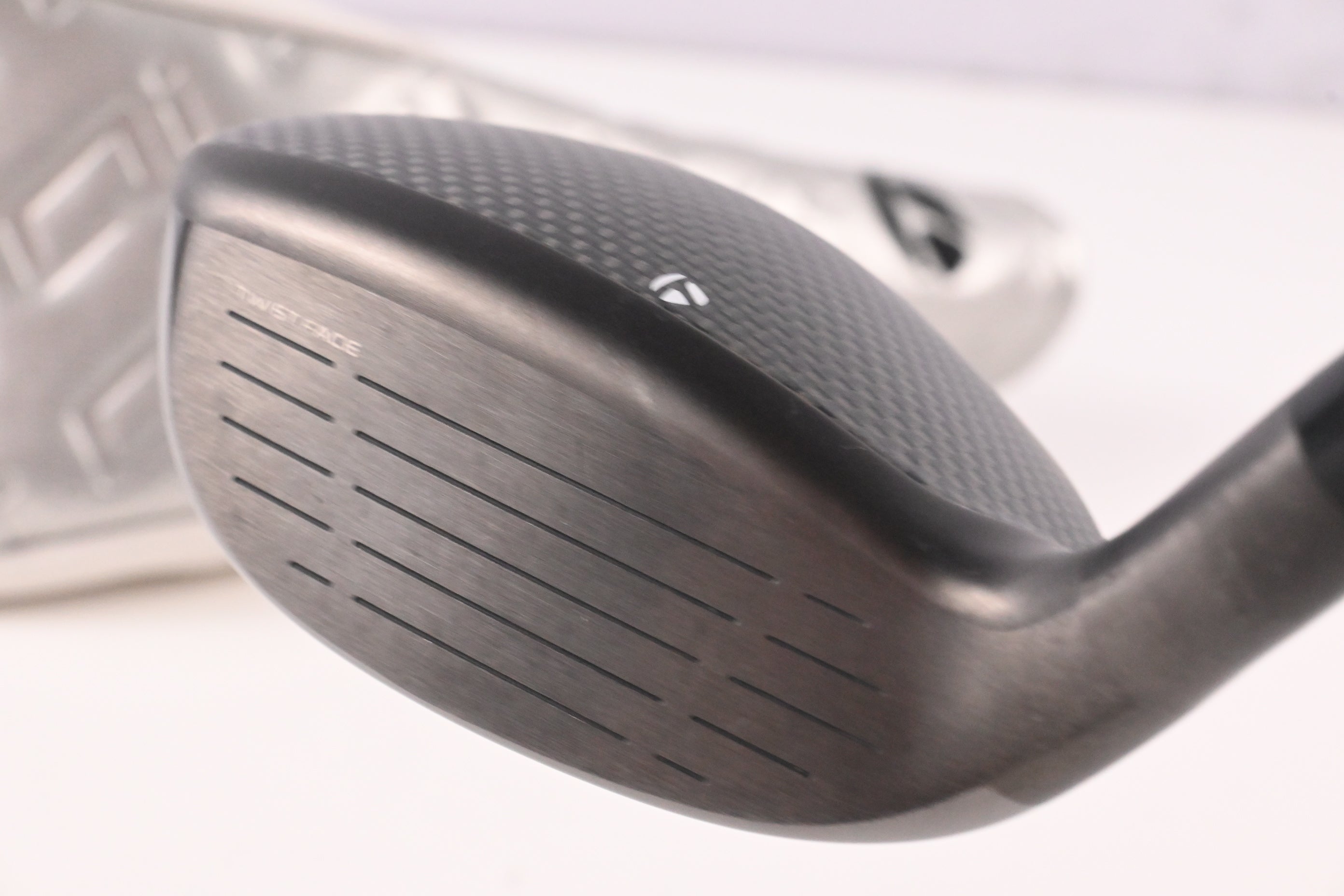 Ladies Taylormade Qi35 Max Lite #5 Hybrid / 27 Degree / Ladies Flex AirSpeeder