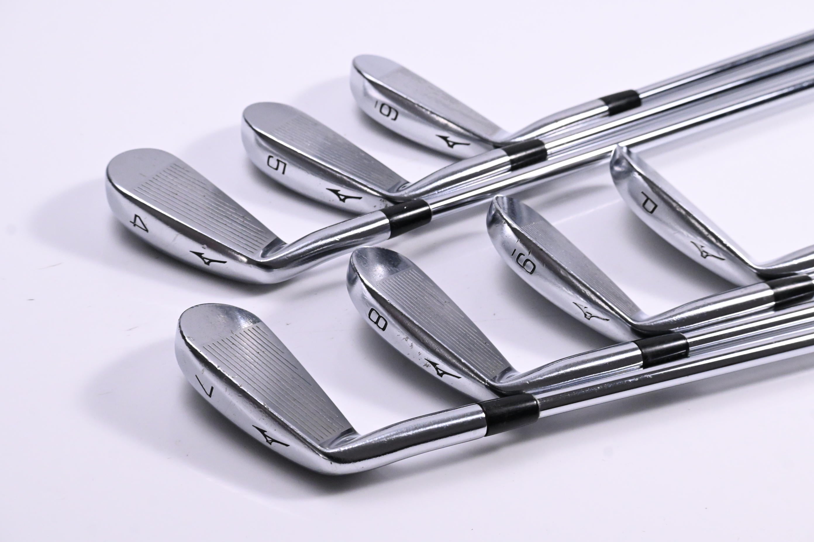 Mizuno MX-200 Irons / 4-PW / Regular Flex Dynamic Gold R300 Shafts