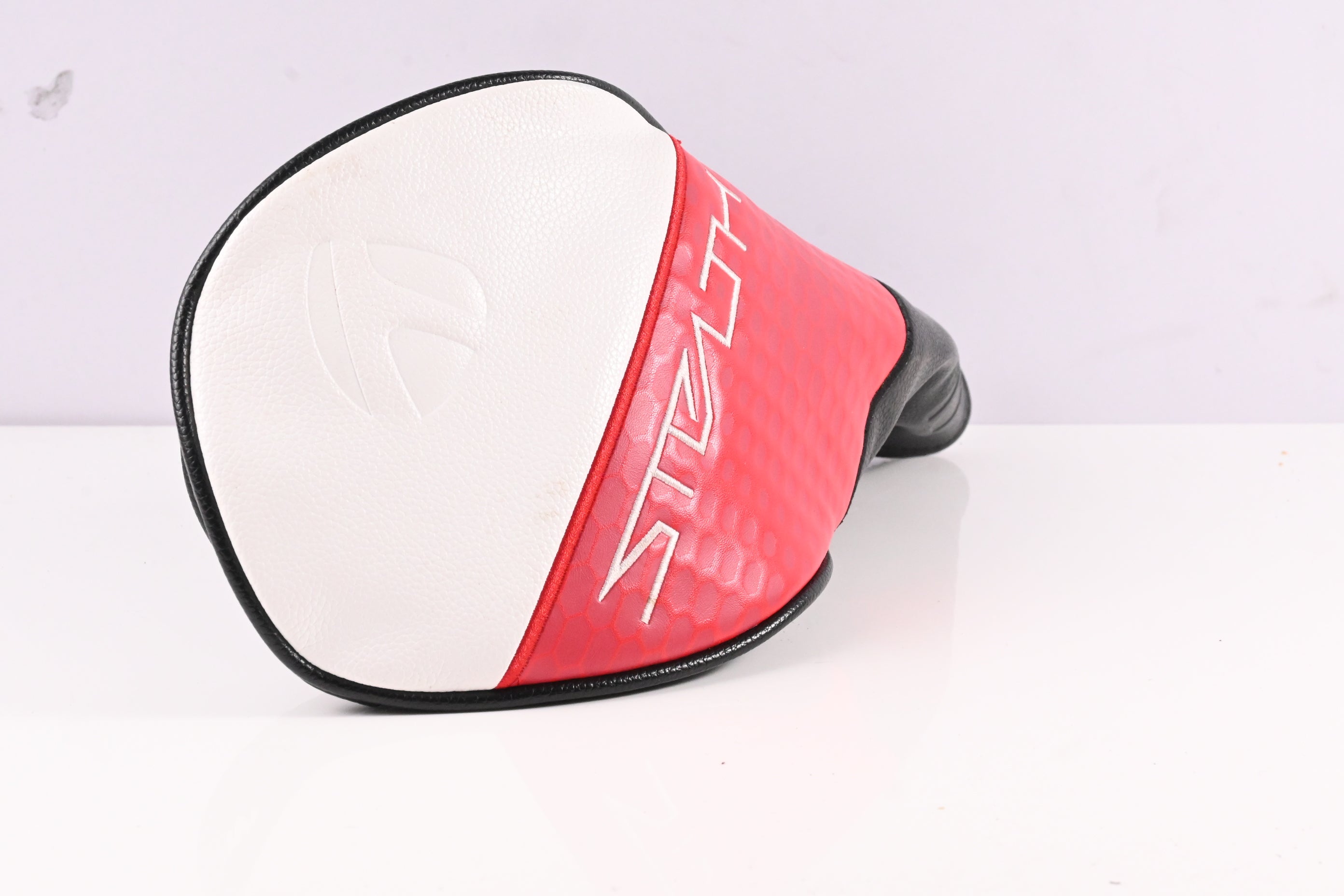 Taylormade Stealth Plus Driver / 10.5 Degree / Regular Flex HZRDUS RDX Red 60