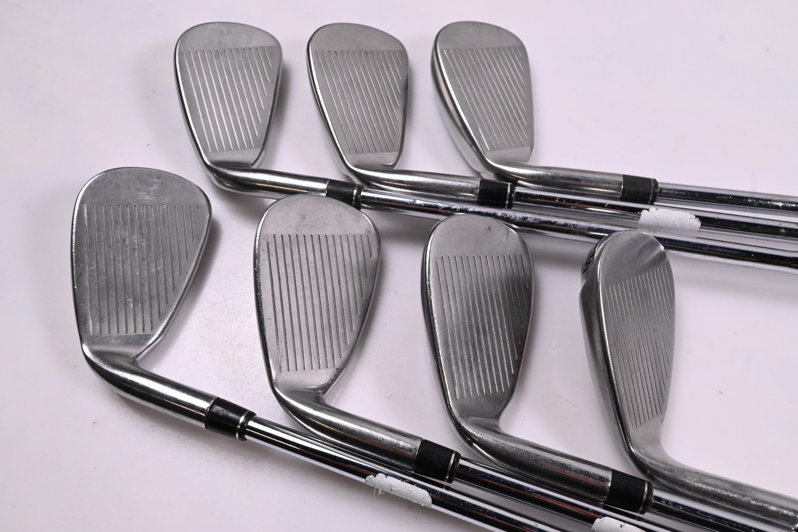Taylormade Aeroburner Irons / 5-PW+SW / Regular Flex Taylormade Shafts
