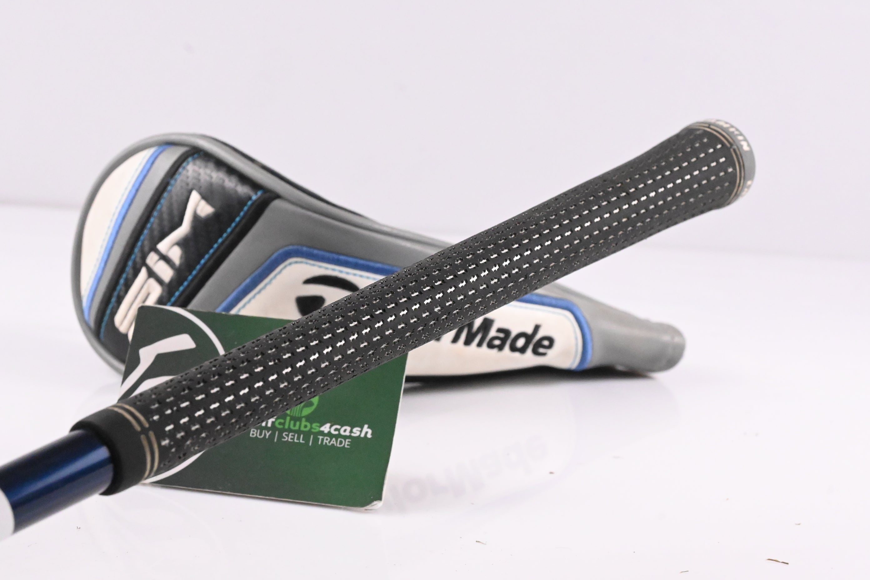 Taylormade SIM Max #3 Hybrid / 19 Degree / Stiff Flex Ventus Blue 7 Shaft