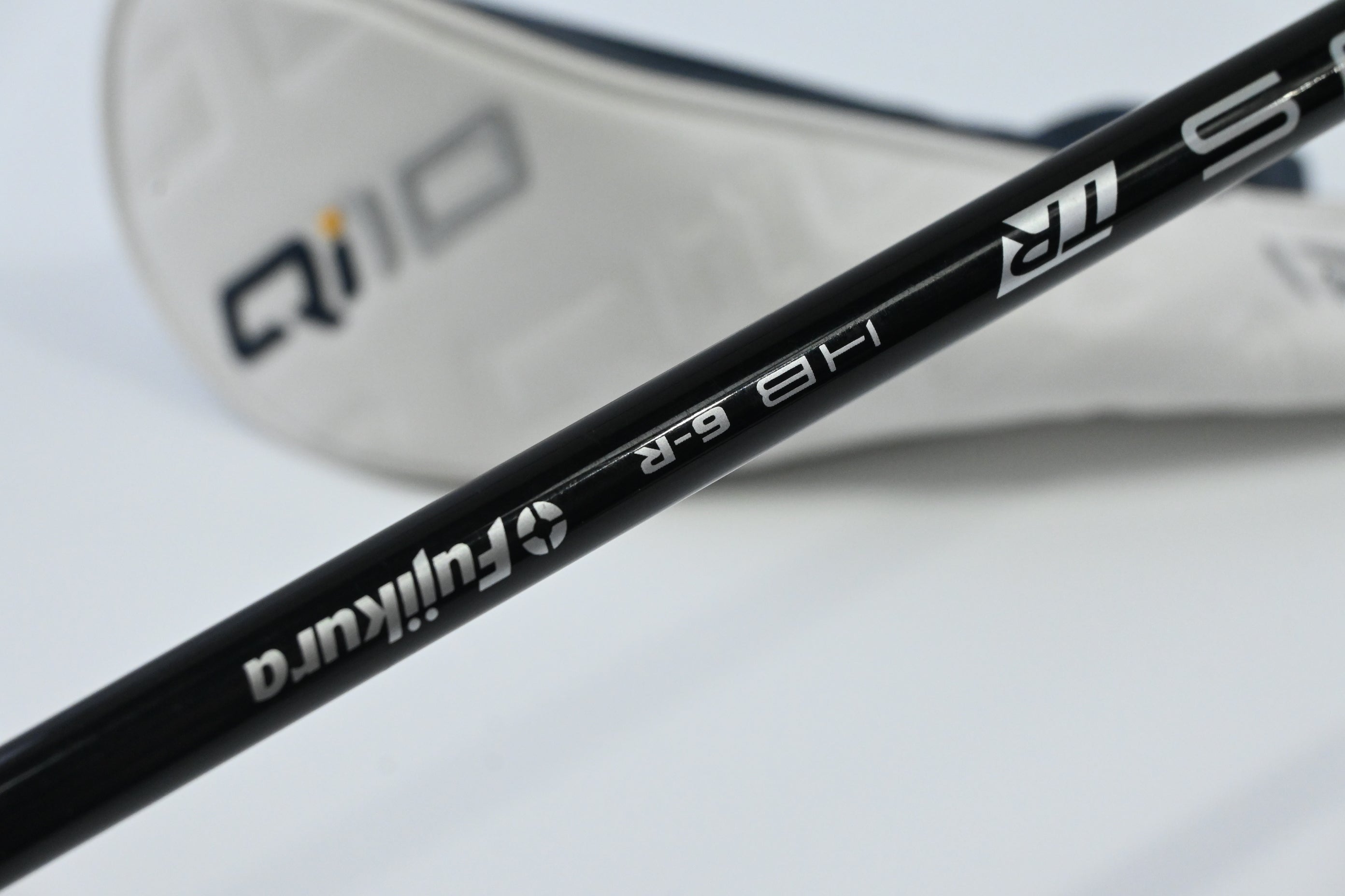 Taylormade Qi10 #4 Hybrid / 22 Degree / Regular Flex Fujikura Ventus TR Blue 6