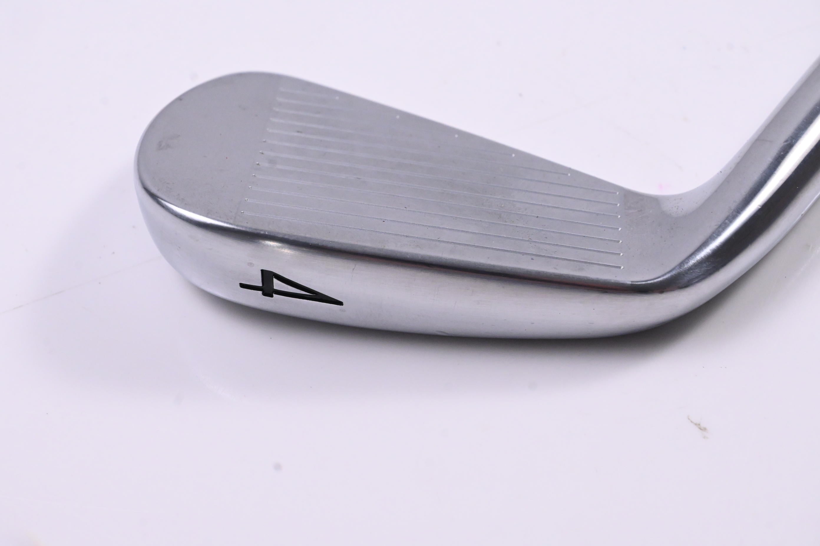 Titleist 620 MB #4 Iron / 24 Degree / X-Flex Dynamic Gold X100 Tour Issue Shaft
