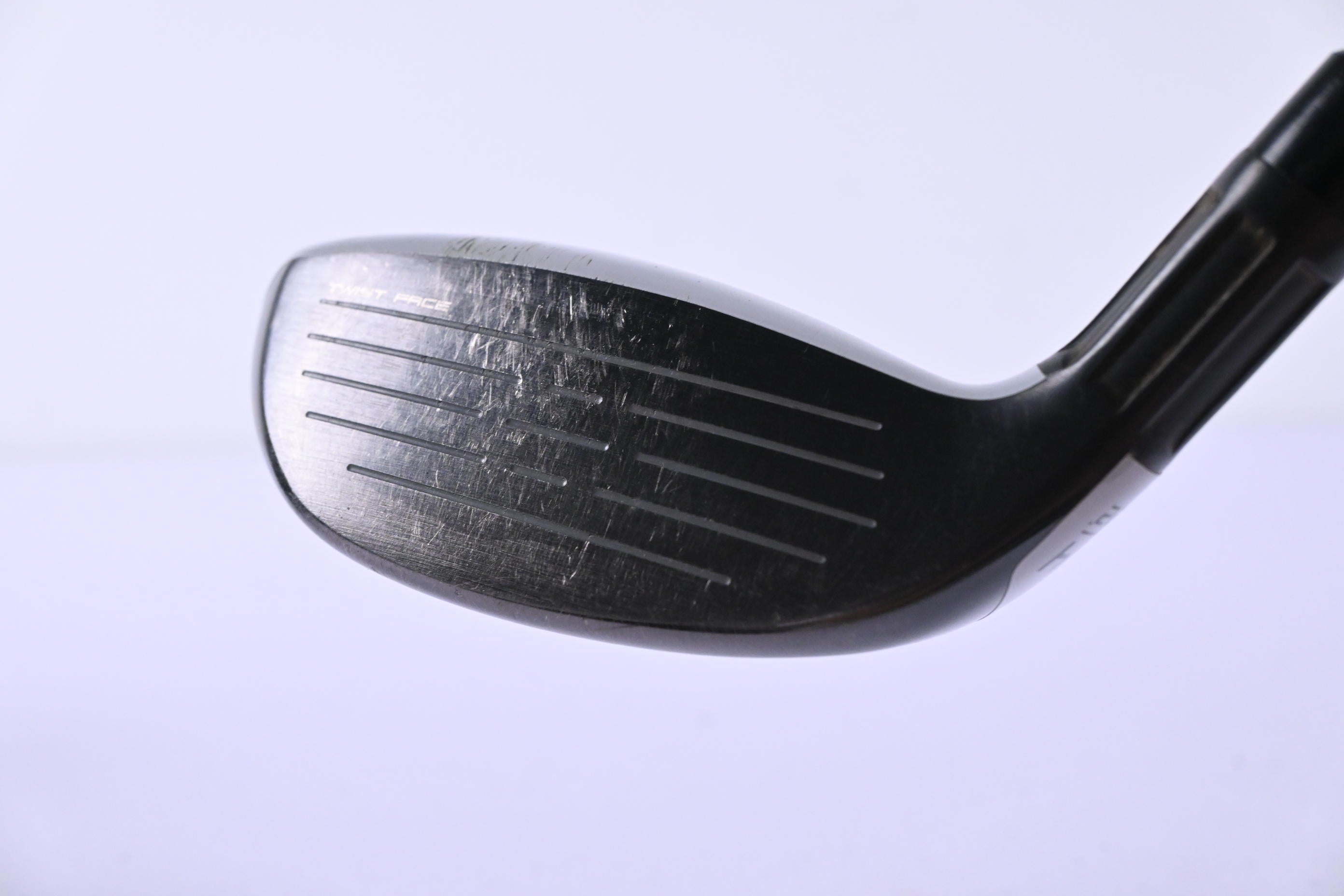 Taylormade SIM2 Max #4 Hybrid / 22 Degree / Regular Flex Fujikura Ventus Blue 6