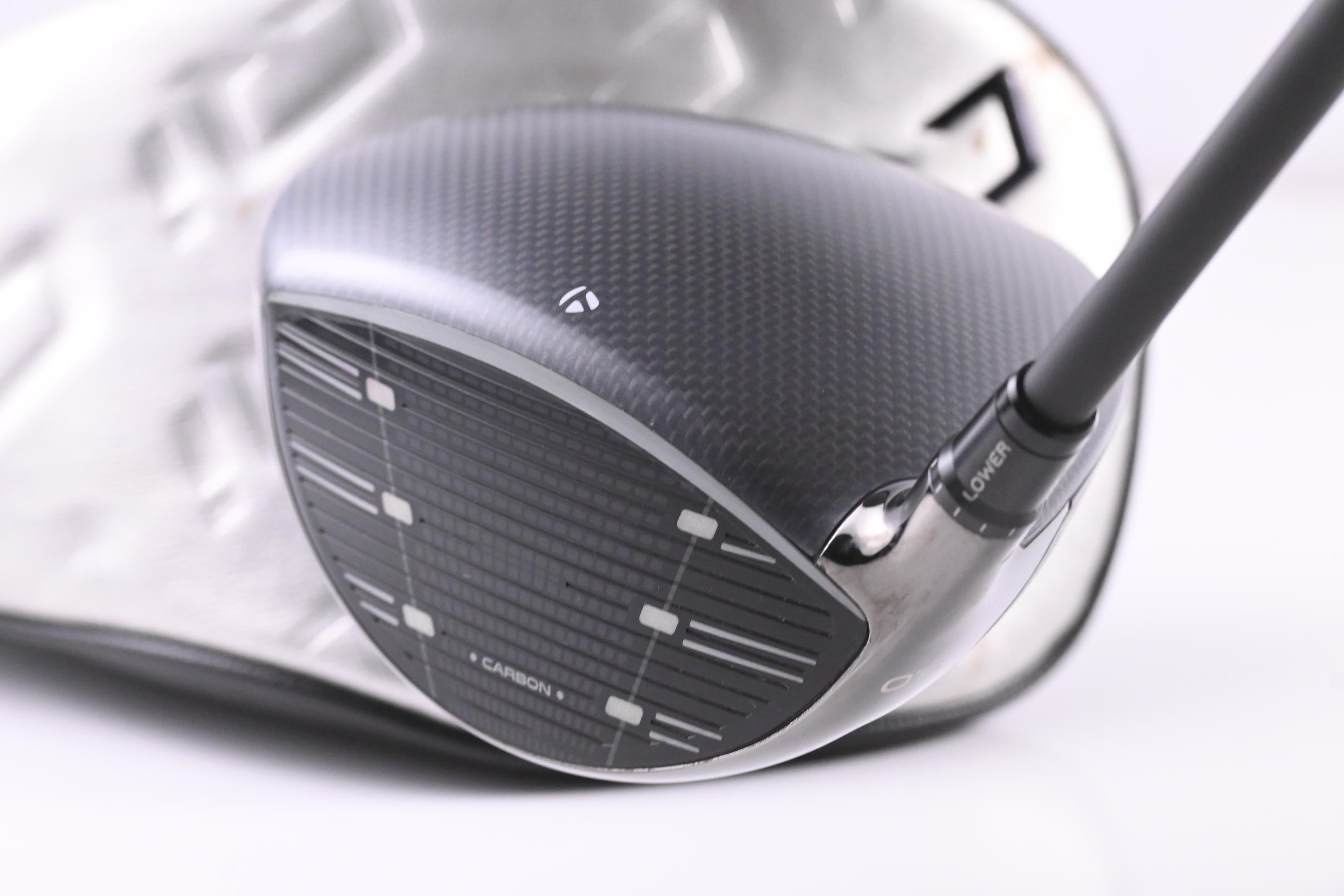 Taylormade Qi35 LS Driver / 9 Degree / X-Flex Kai'li Dark Waves White 60 Shaft