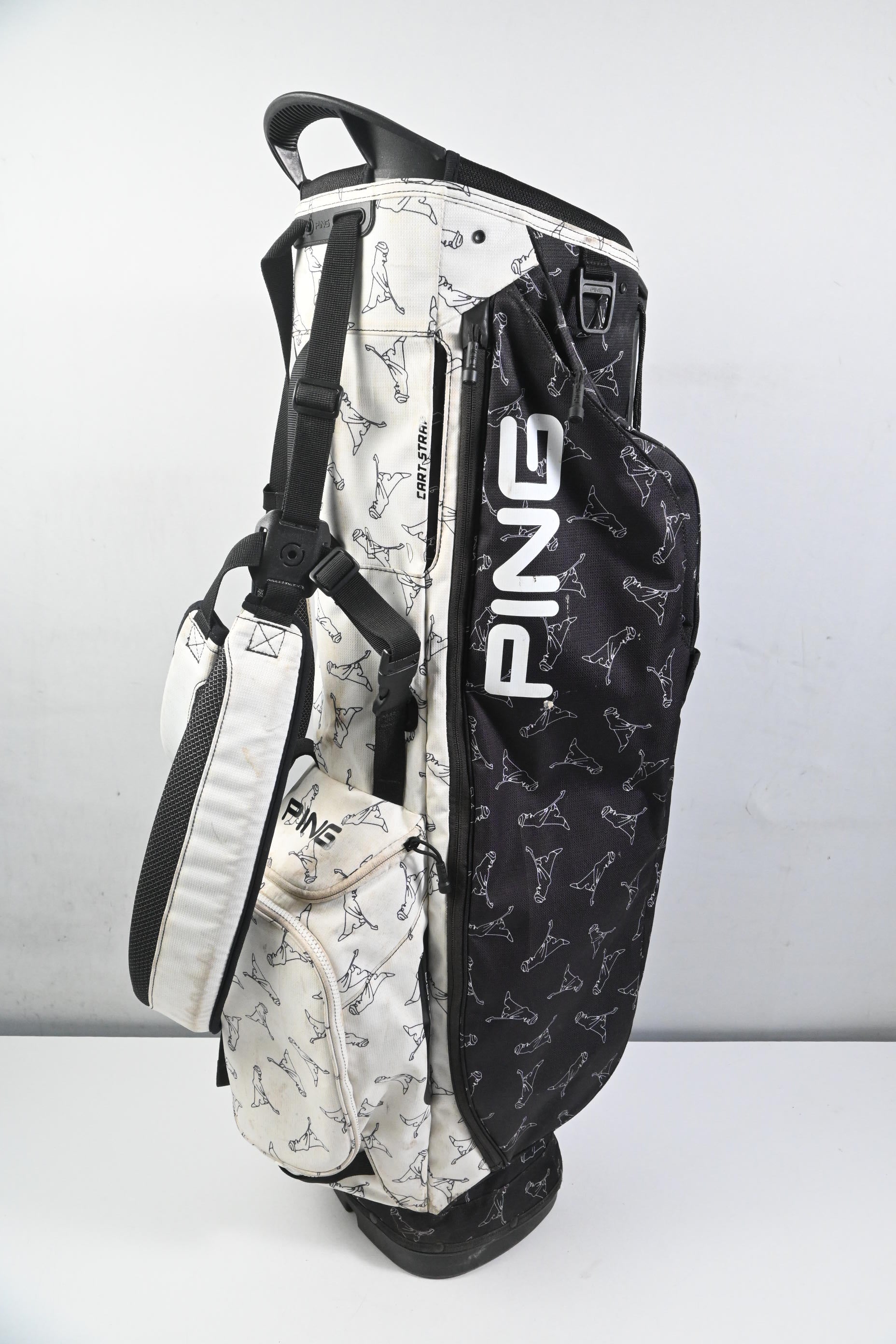 Ping Hoofer Lite Stand Bag / 4-Way Divider / Black, White