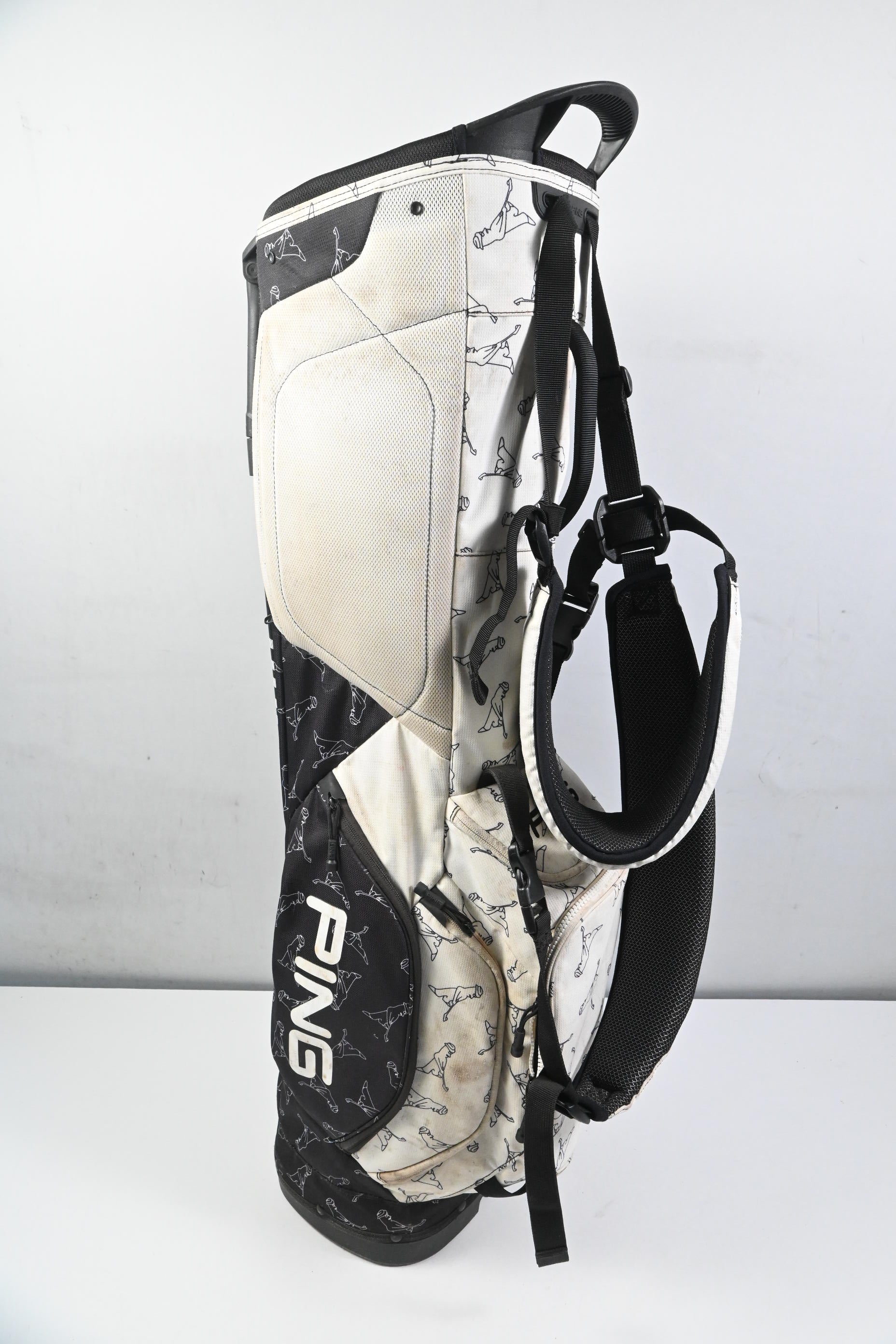 Ping Hoofer Lite Stand Bag / 4-Way Divider / Black, White