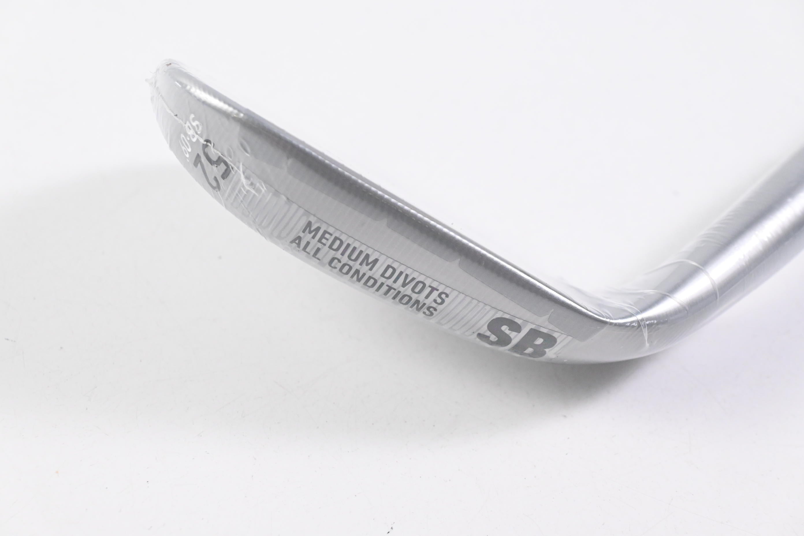 Taylormade Milled Grind 5 Gap Wedge / 52 Degree / Wedge Flex Recoil Dart 80