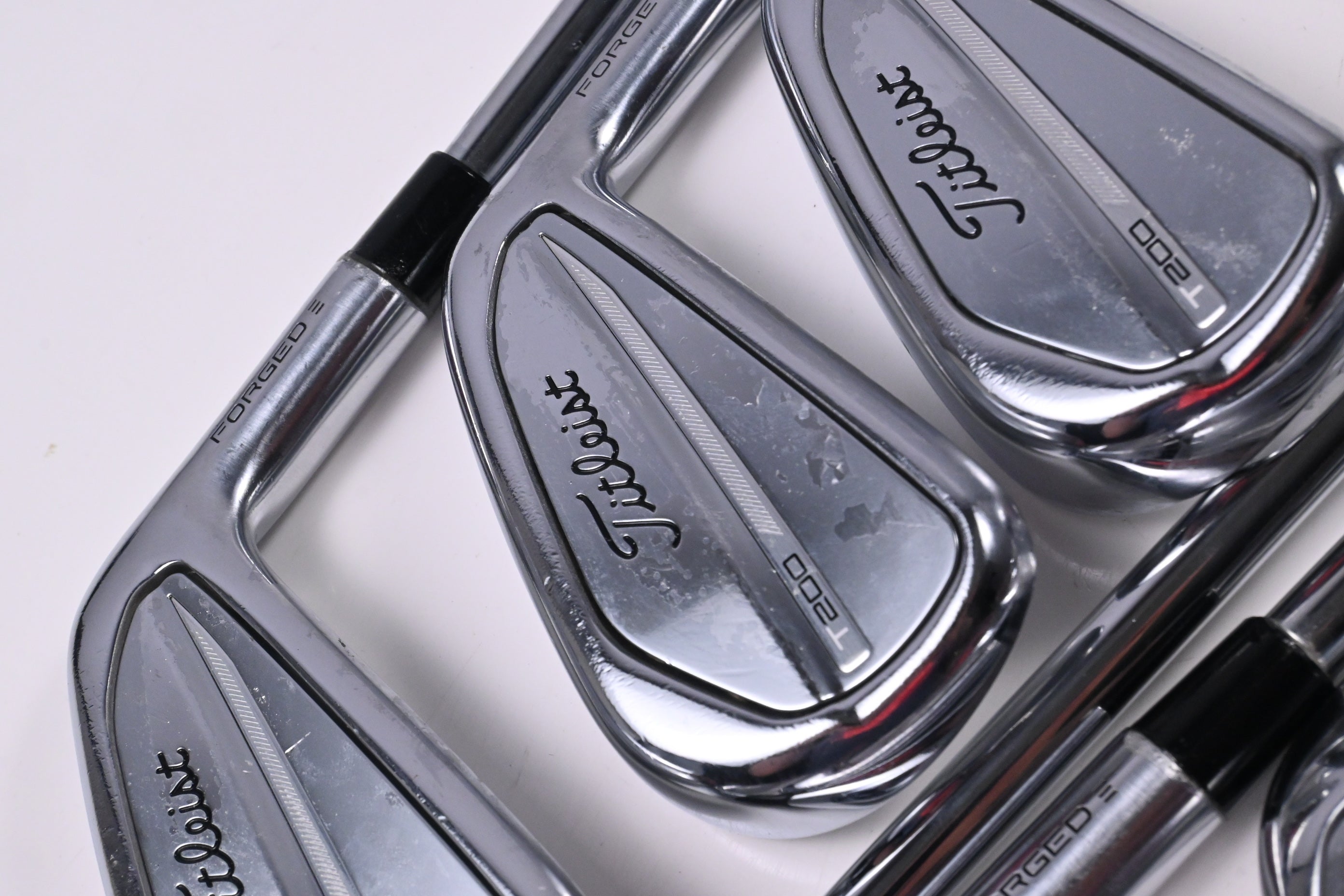 Titleist T200 2023 Irons / 5-PW+48° / Stiff Flex Dynamic Gold Mid 115 S300