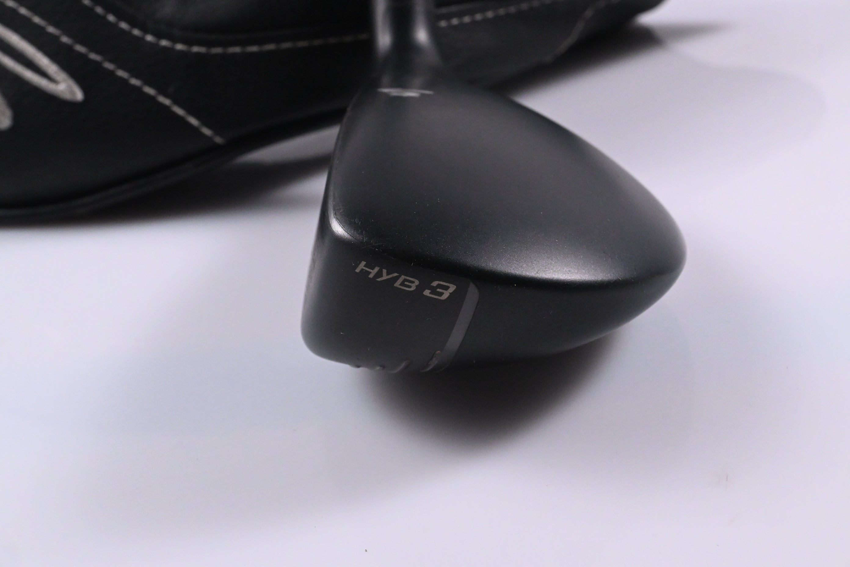 Left Hand Cobra King F9 #3 Hybrid / 19 Degree / Regular Flex Fujikura Atmos