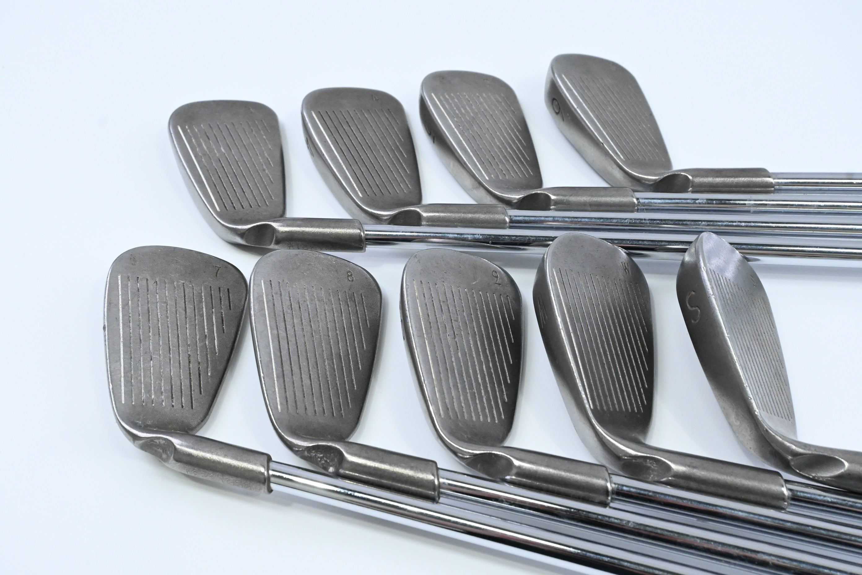Ping i3+ Irons / 3-PW+SW / Black Dot / Regular Flex Ping Shafts