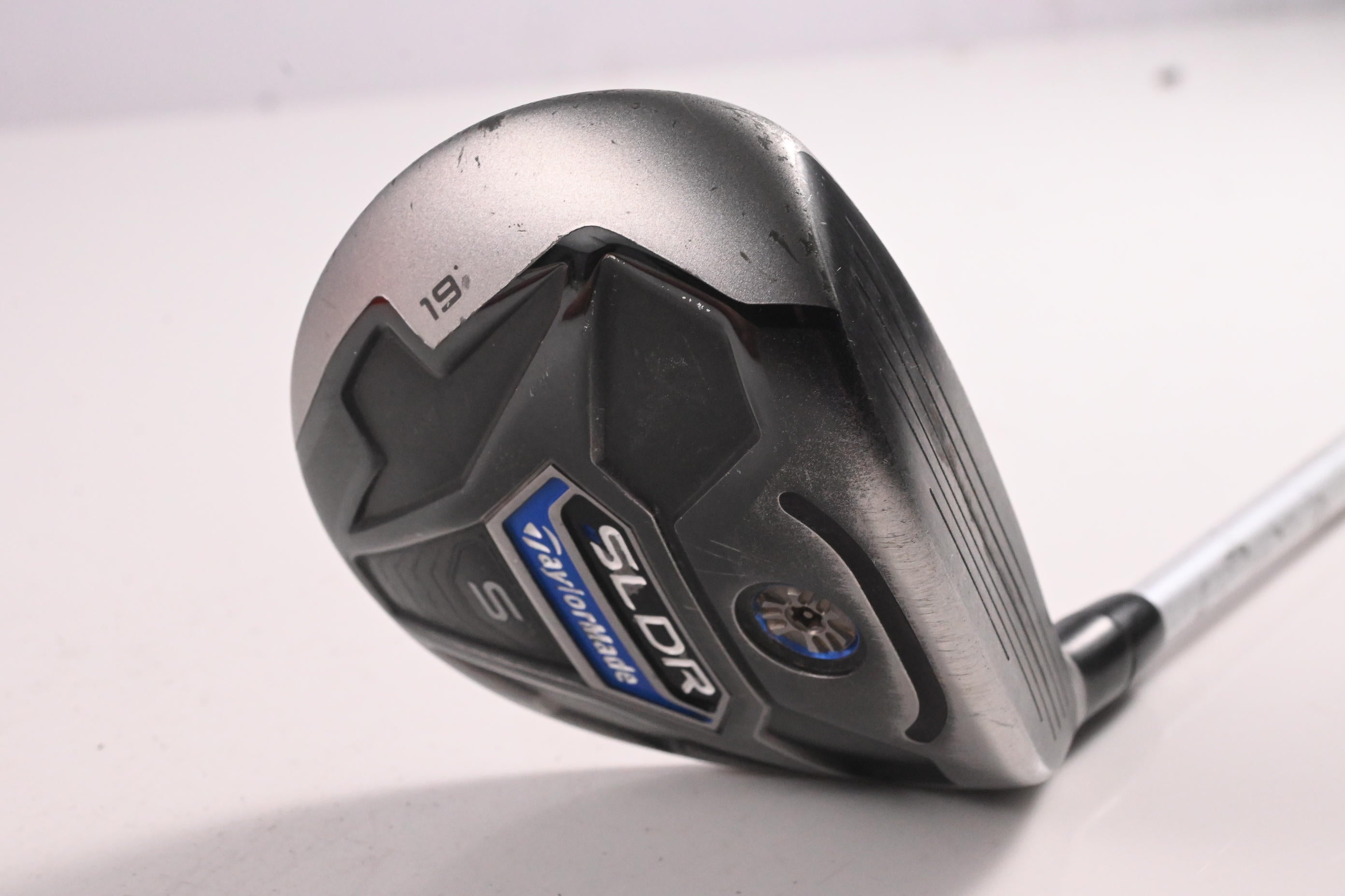 Taylormade SLDR #5 Wood / 18 Degree / Regular Flex Fujikura Speeder665 Shaft