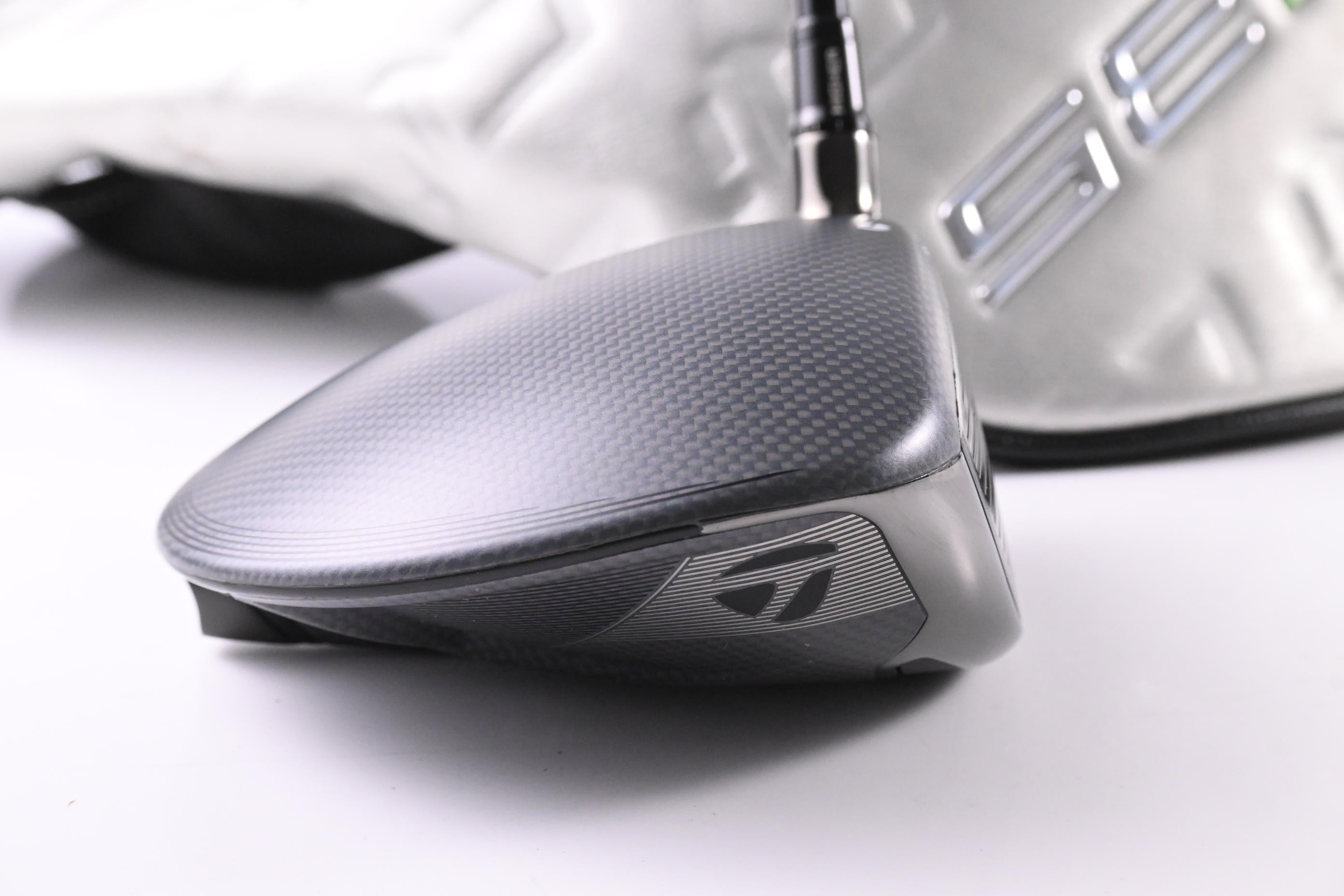 Taylormade Qi35 Max Driver / 12 Degree / Regular Flex KBS MAX HL 50 Shaft