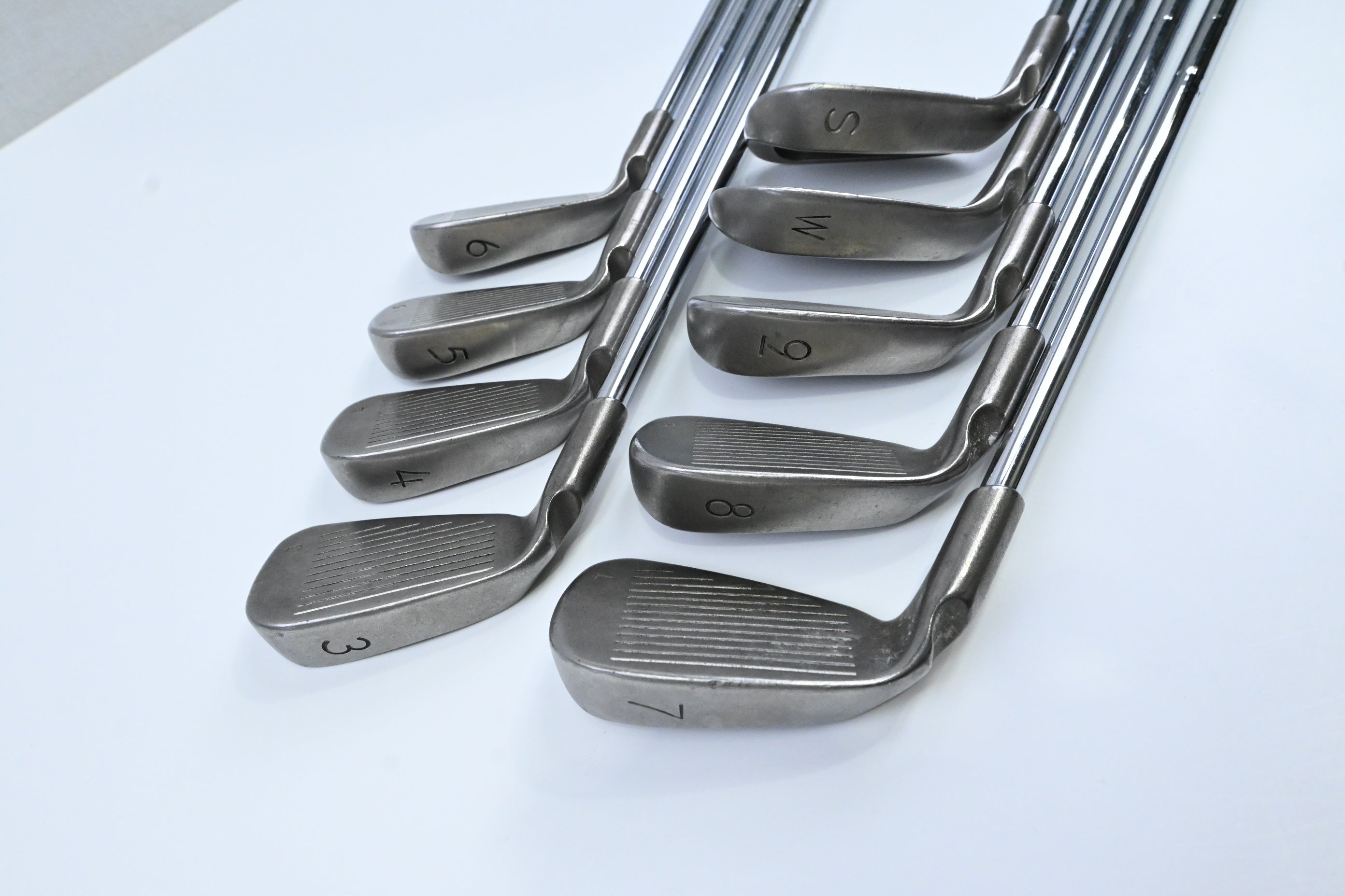 Ping i3+ Irons / 3-PW+SW / Black Dot / Regular Flex Ping Shafts
