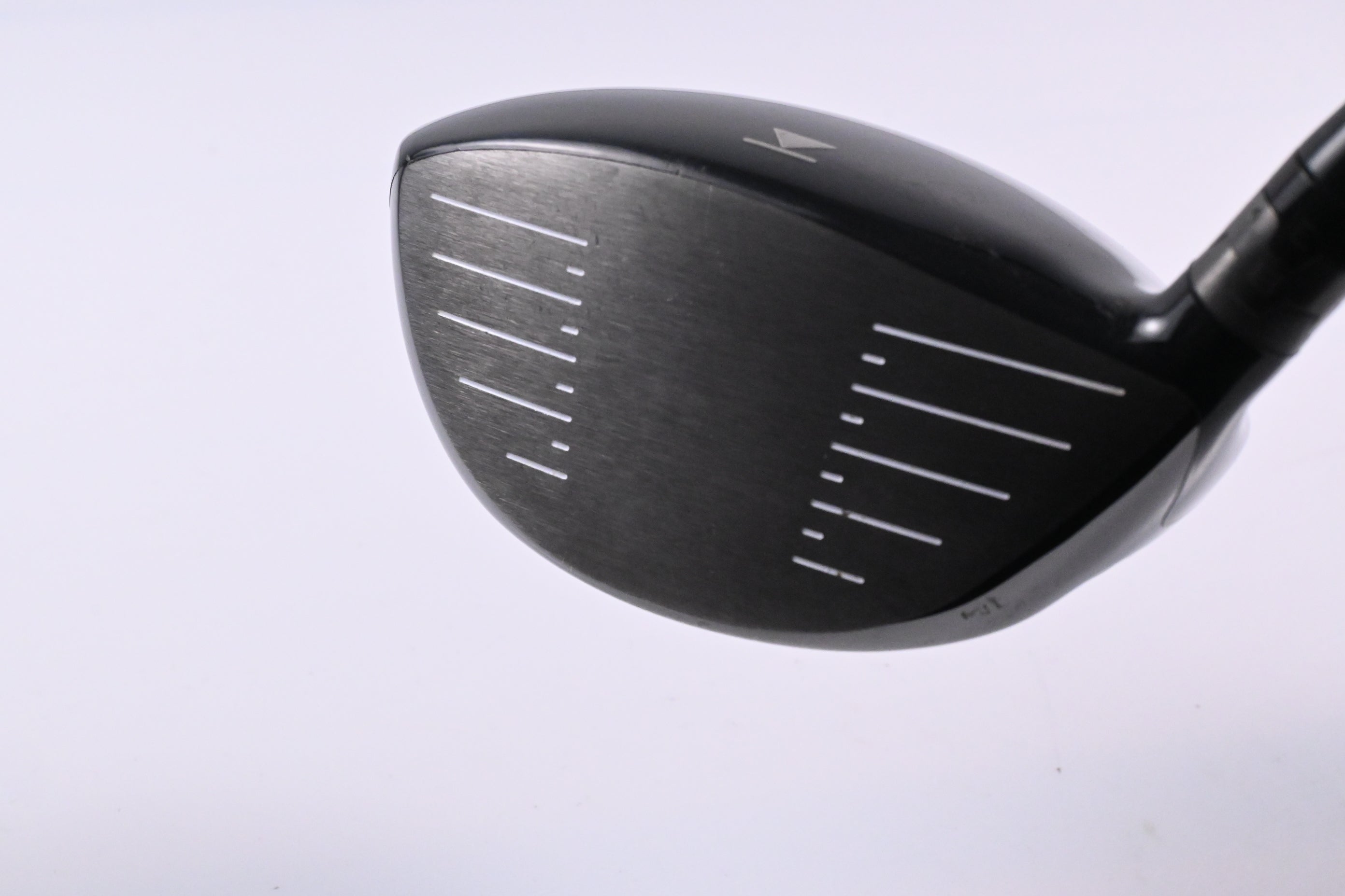 Titleist 910 D2 Driver / 9.5 Degree / Stiff Flex Diamana Kai'li 65 Shaft