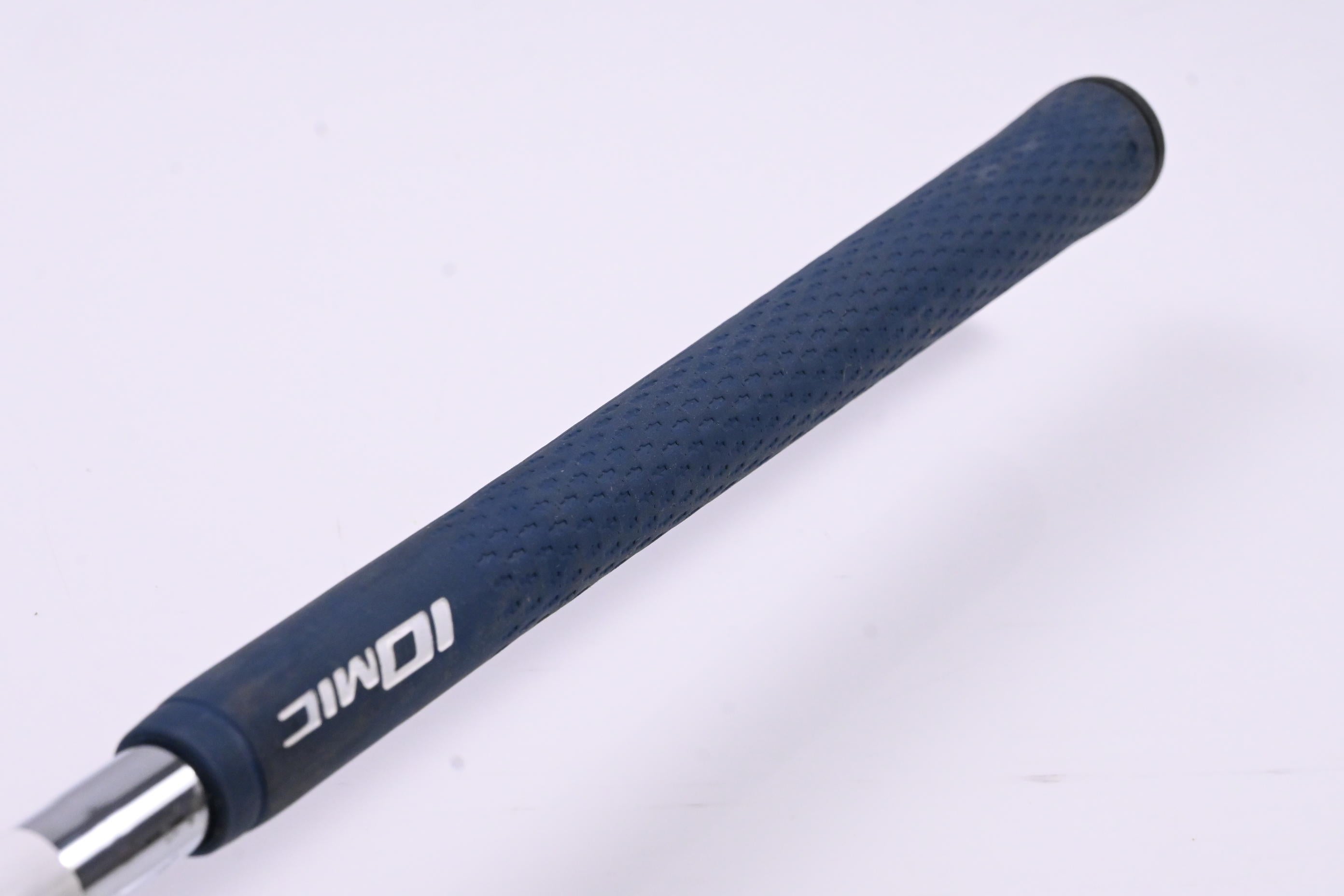 Titleist 620 MB #8 Iron / Stiff Flex Dynamic Gold 120 S400 Tour Issue Shaft