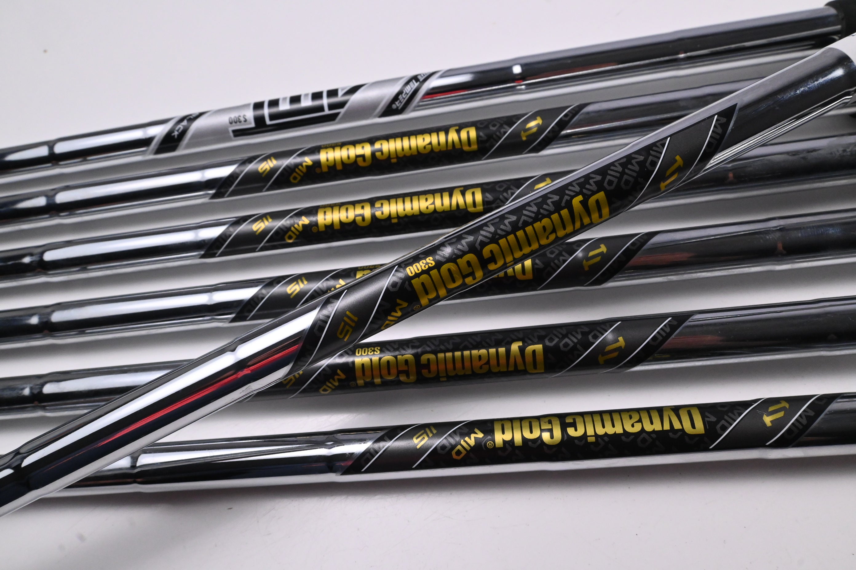Titleist T200 2023 Irons / 5-PW+48° / Stiff Flex Dynamic Gold Mid 115 S300