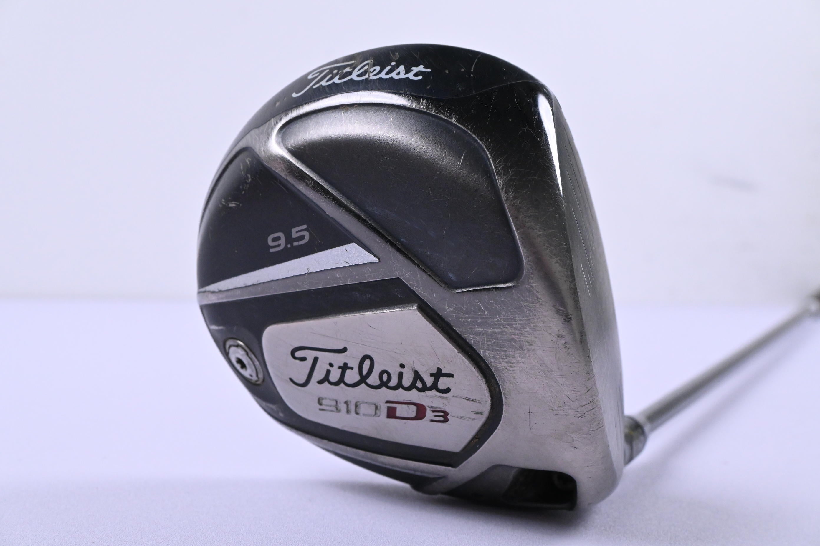 Titleist 910 D3 Driver / 9.5 Degree / Stiff Flex Aldila RIP Alpha 60 Shaft