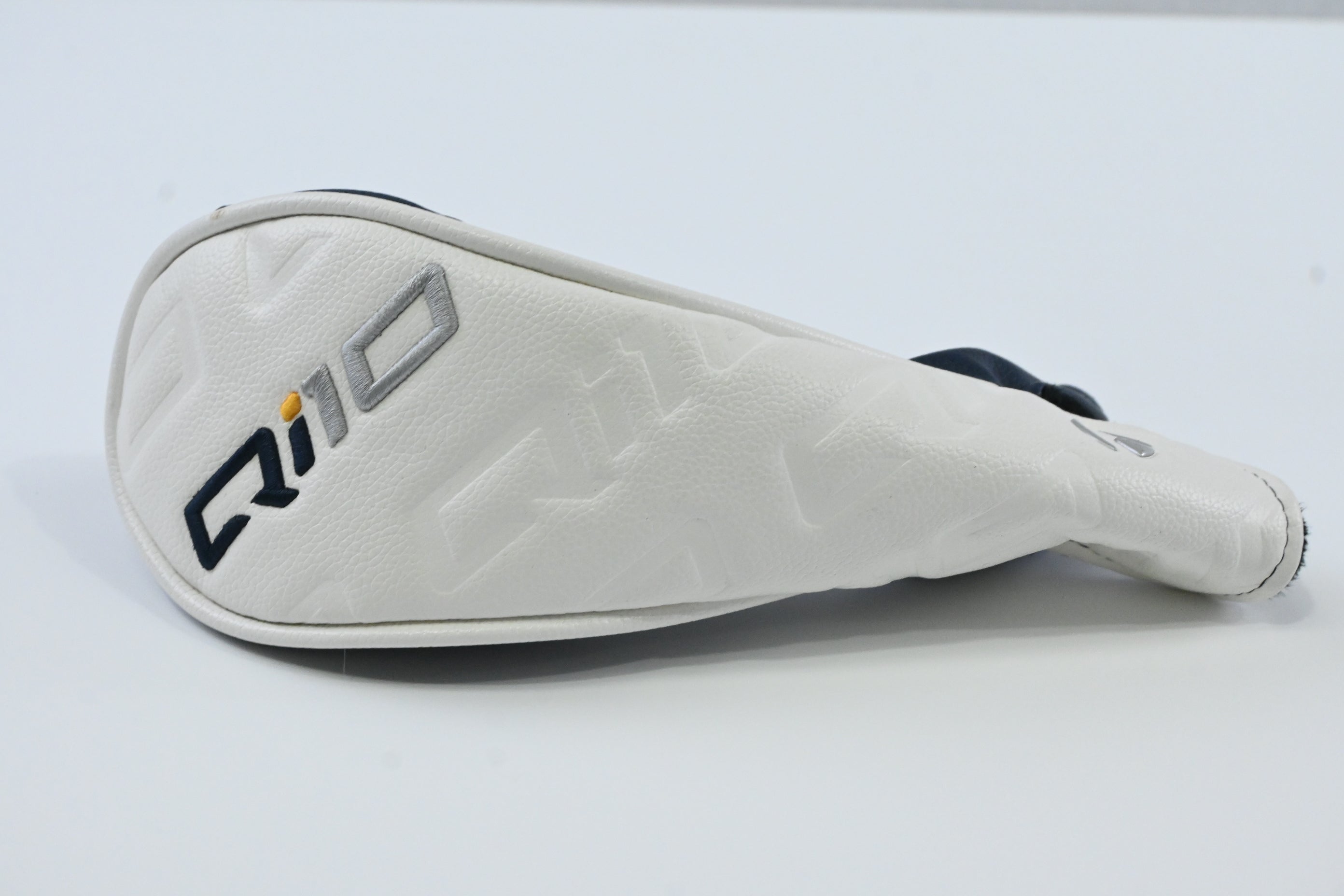 Taylormade Qi10 #4 Hybrid / 22 Degree / X-Flex HZRDUS Gen 4 Black 90 Shaft