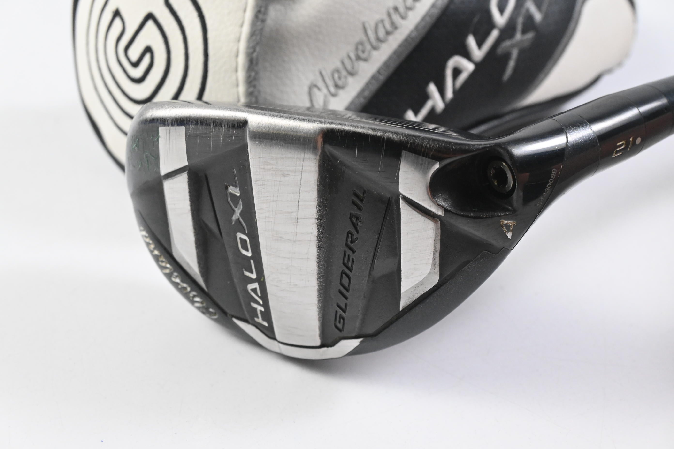 Cleveland Halo XL #4 Hybrid / 21 Degree / Stiff Flex Tensei AV Blue 65 Shaft
