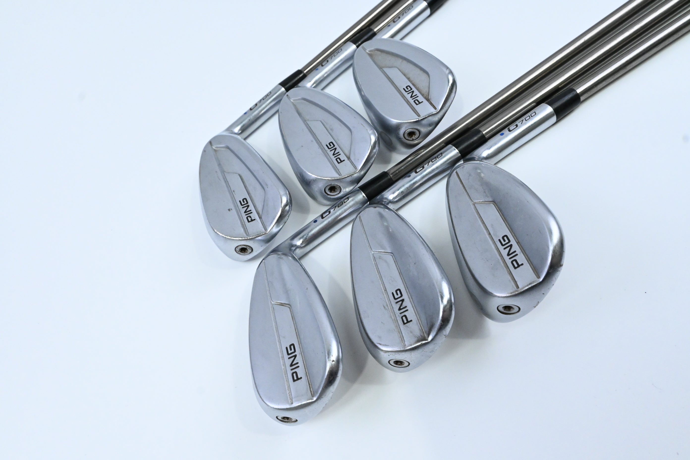 Ping G700 Irons / 7-PW+UW+SW / Blue Dot / Regular Flex UST Recoil ES 780 Shafts