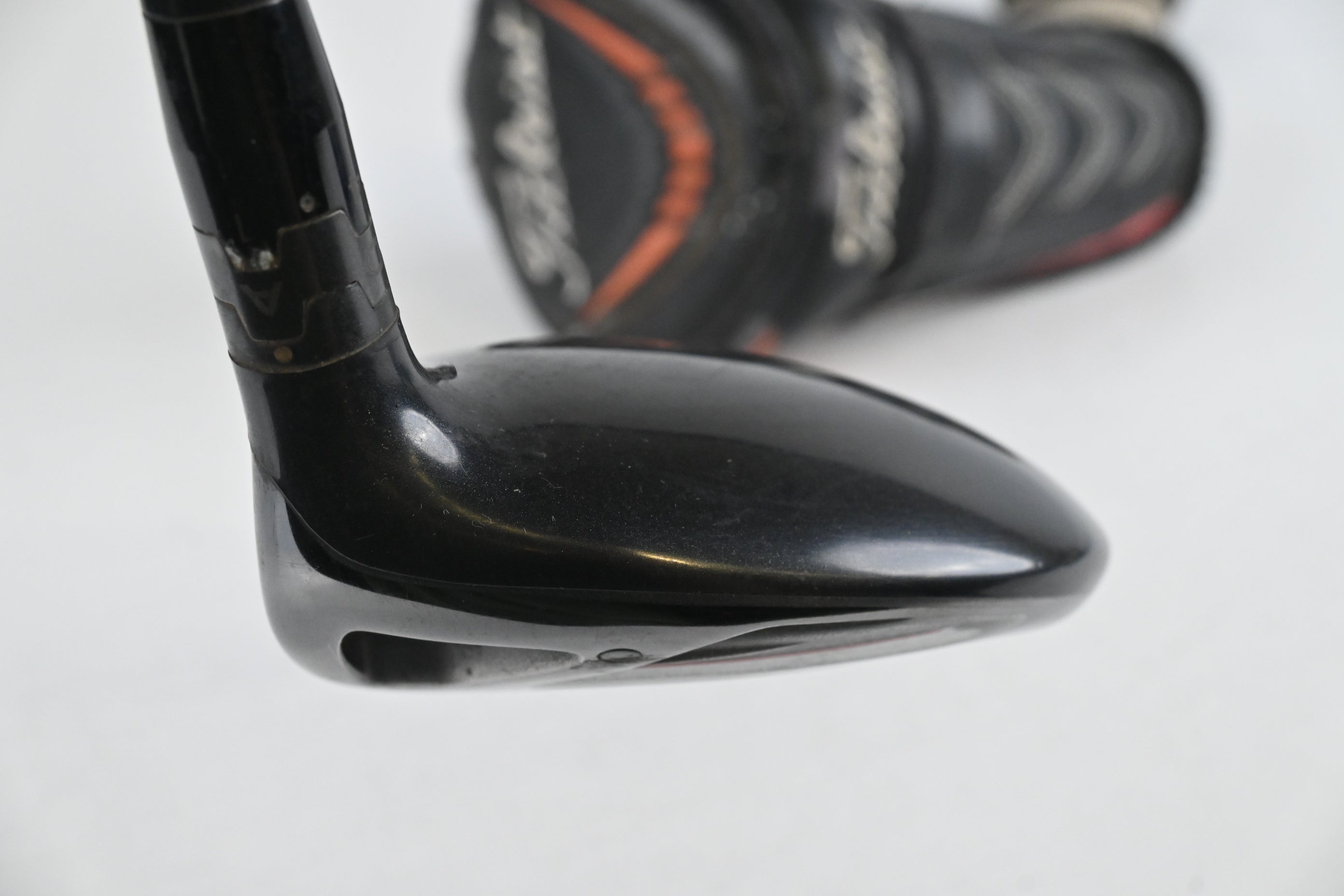 Titleist 913 F #3 Wood / 15 Degree / Stiff Flex Aldila RIP Phenom 80 Shaft