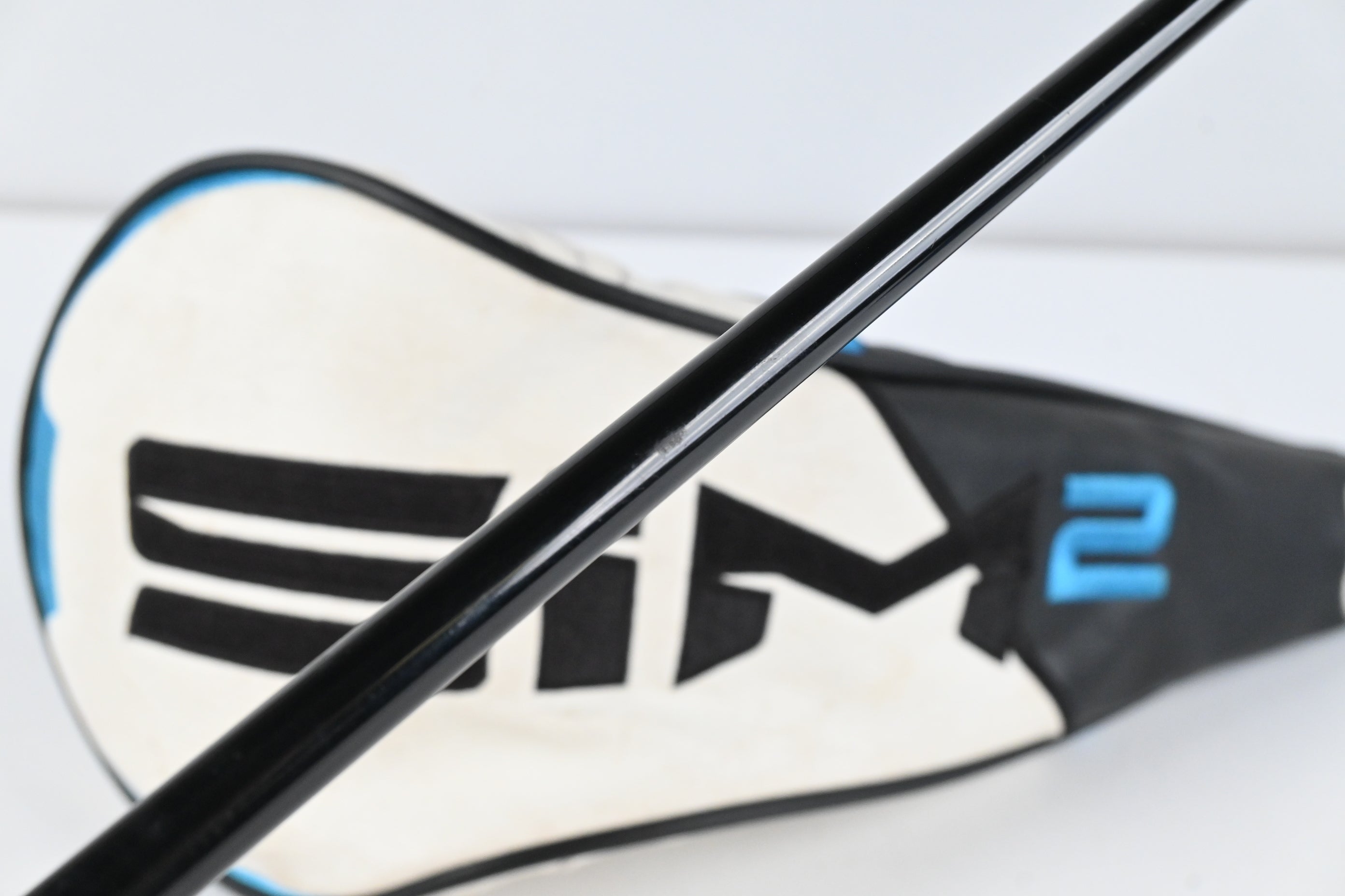 Taylormade SIM2 Max Driver / 9 Degree / Stiff Flex Kai'li Blue 60 Shaft