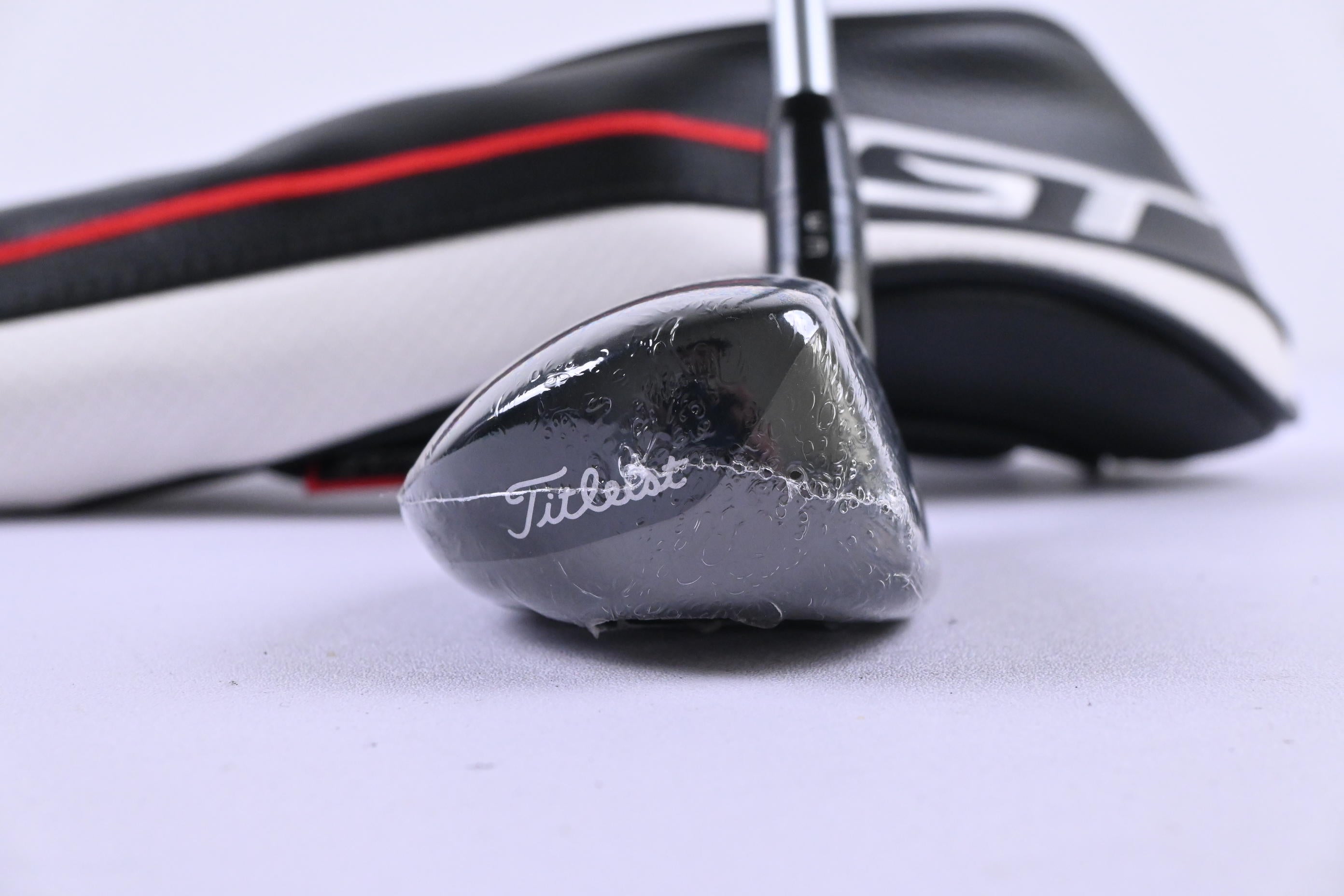Titleist GT3 #3 Hybrid / 19 Degree / Regular Flex Fujikura Air Speeder 50 Shaft