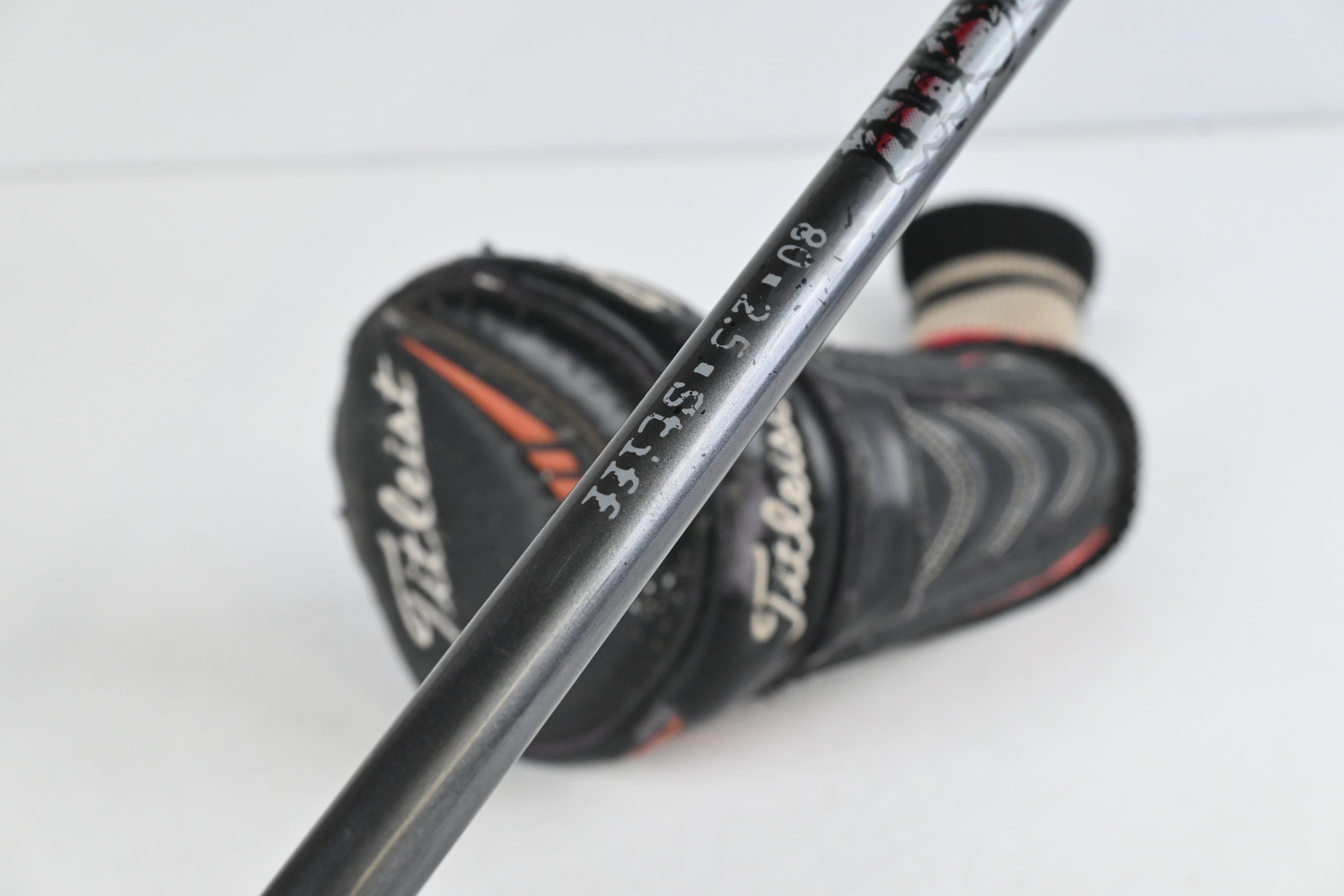 Titleist 913 F #3 Wood / 15 Degree / Stiff Flex Aldila RIP Phenom 80 Shaft