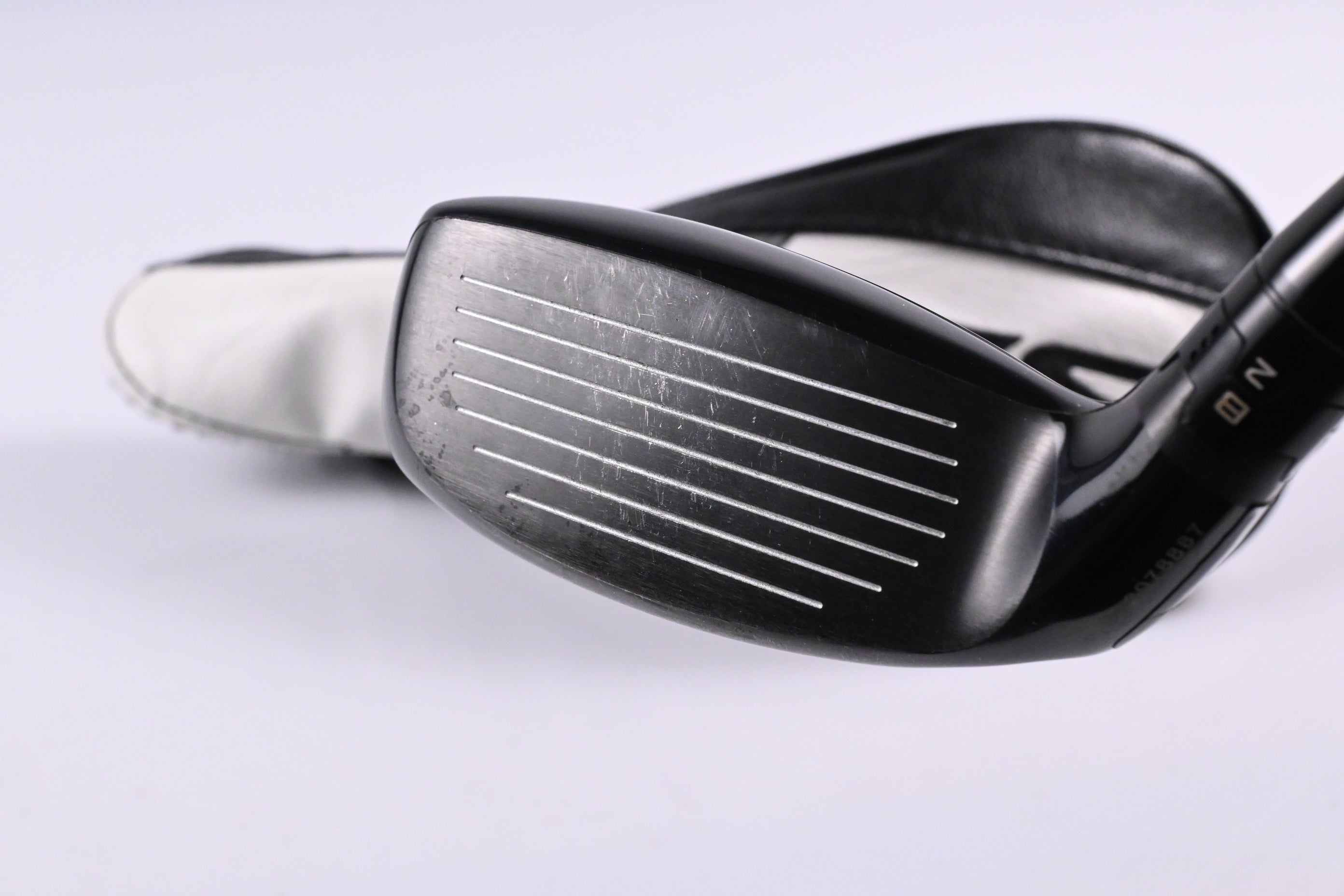 Titleist TSi3 #2 Hybrid / 18 Degree / Stiff Flex Tensei AV White Raw 90 Shaft