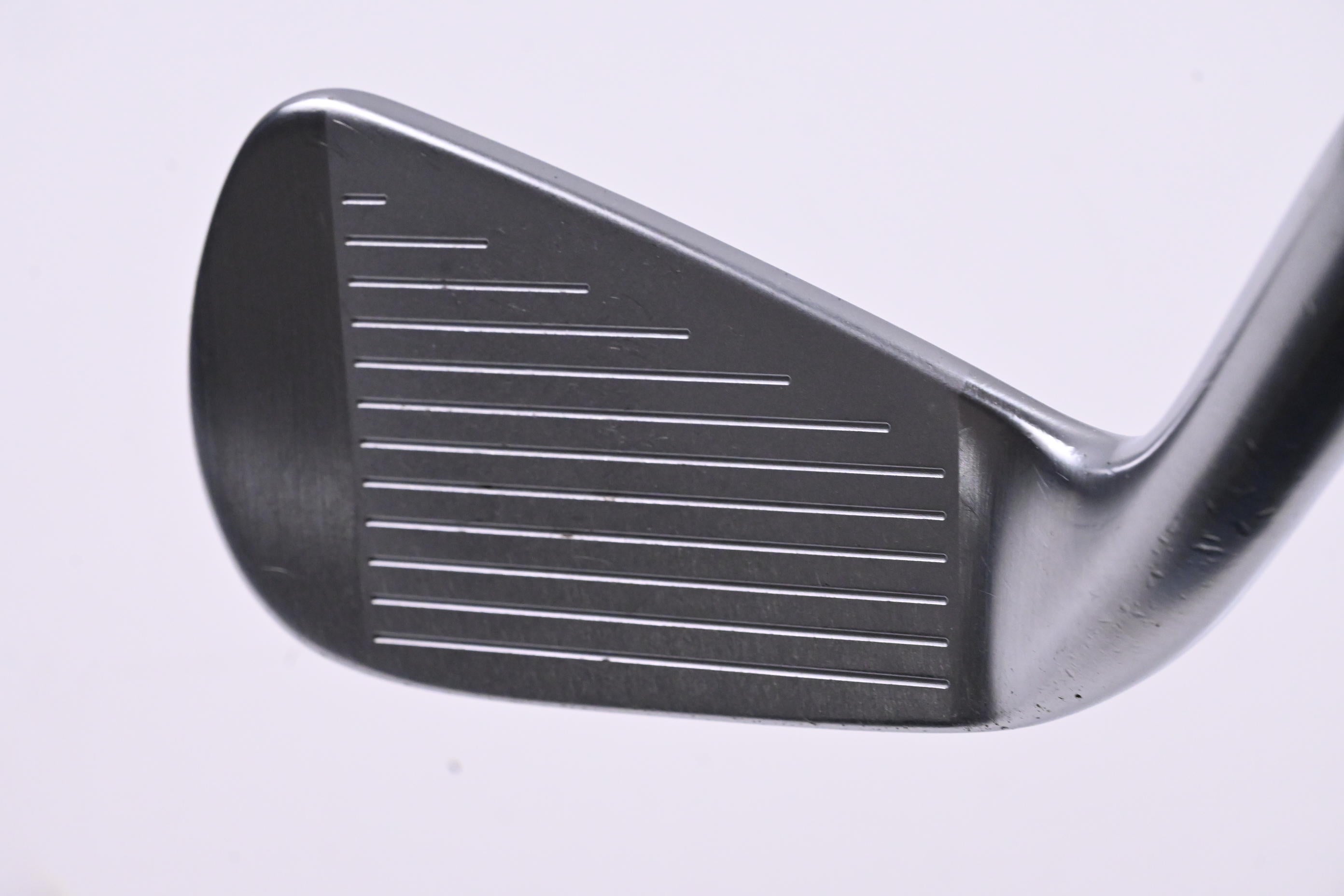 Titleist 712U #2 Iron / 18 Degree / Stiff Flex Titleist Steel Shaft