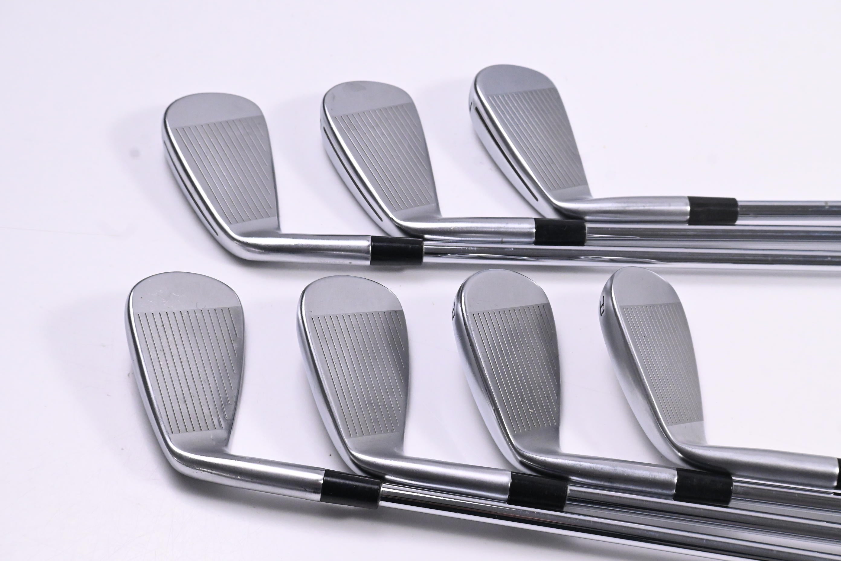 Taylormade P790 2021 Irons / 5-PW+AW / Regular Flex Dynamic Gold 95 R300 Shafts