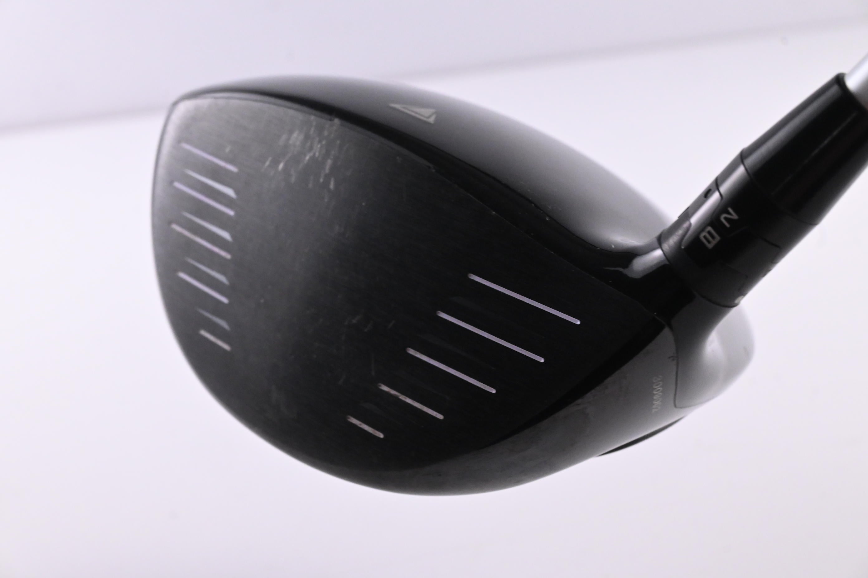 Titleist 915 D2 Driver / 10.5 Degree / Regular Flex Aldila Rogue 70 Shaft