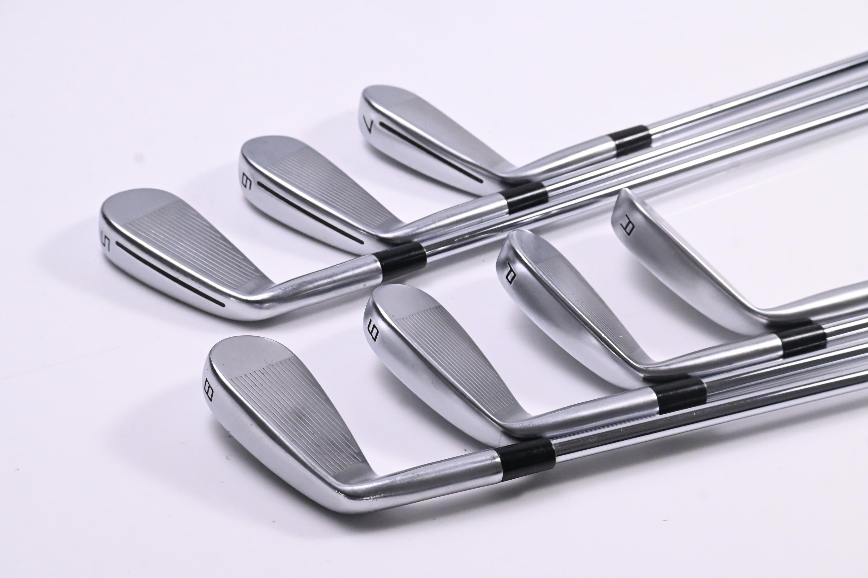 Taylormade P790 2021 Irons / 5-PW+AW / Regular Flex Dynamic Gold 95 R300 Shafts