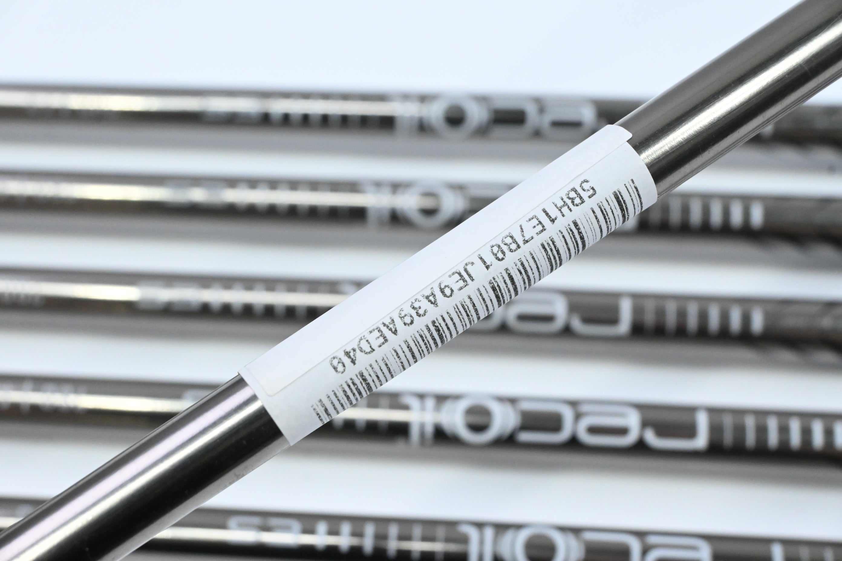 Ping G700 Irons / 7-PW+UW+SW / Blue Dot / Regular Flex UST Recoil ES 780 Shafts