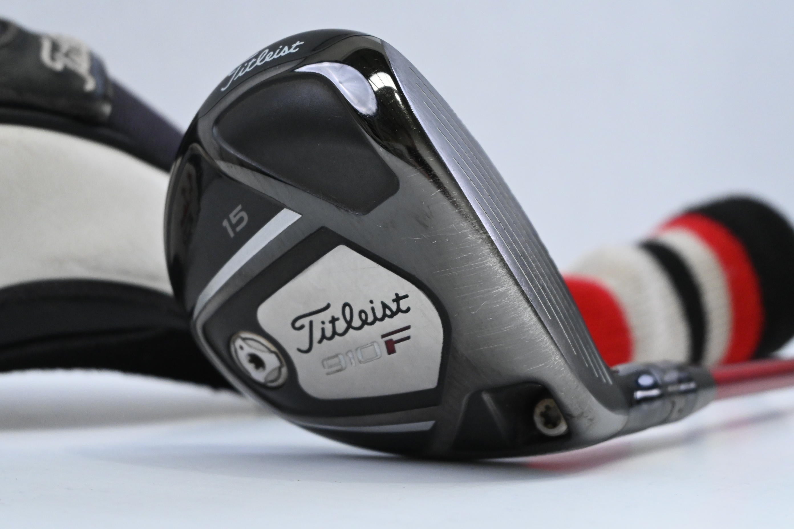 Titleist 910 F #3 Wood / 15 Degree / Regular Flex Bassara 55 Shaft