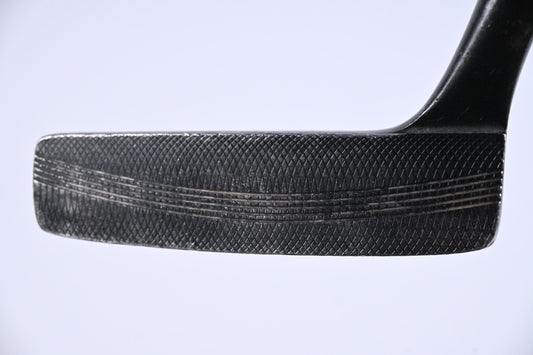 Wilson 8800 Series BLK Putter / 35 Inch