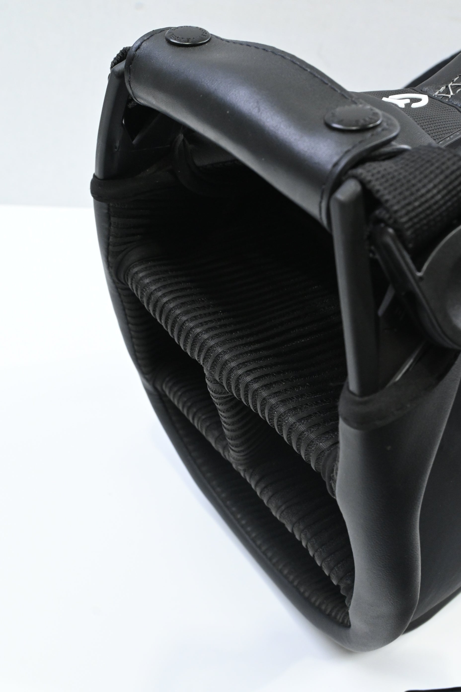 Vessel Player Air Stand Bag / 4-Way / Black