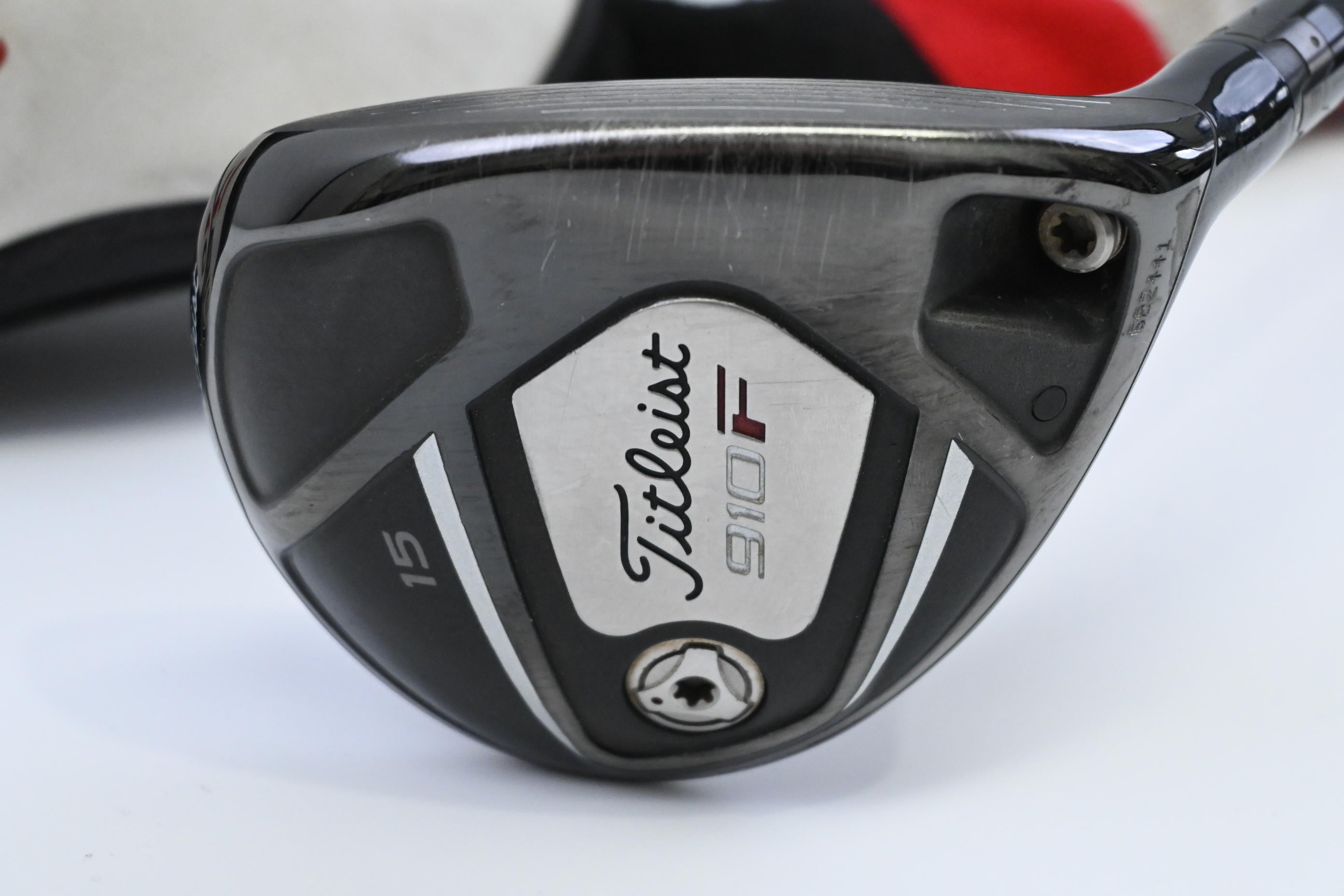Titleist 910 F #3 Wood / 15 Degree / Regular Flex Bassara 55 Shaft