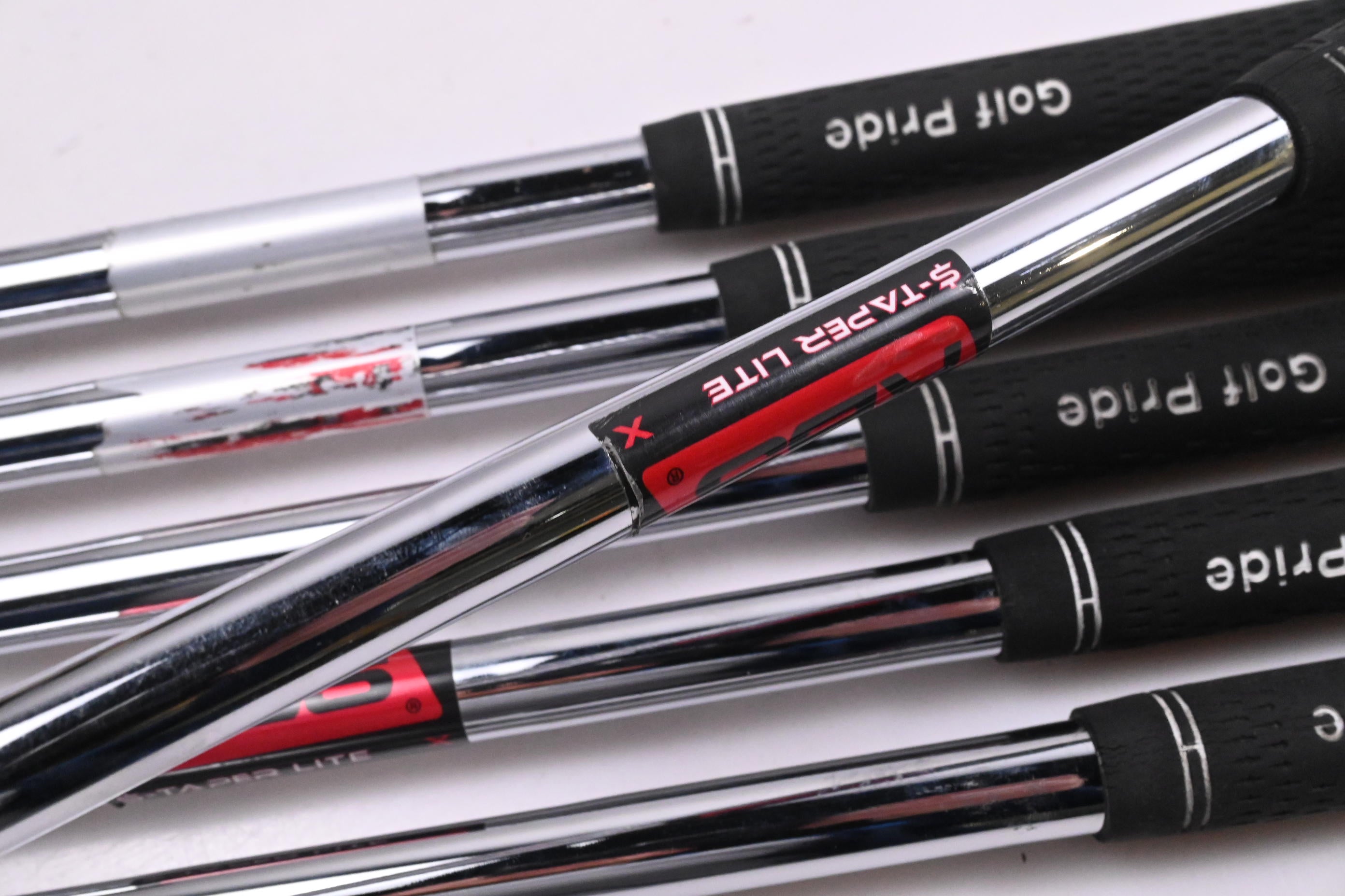 Cobra Darkspeed Irons / 5-PW+GW / X-Flex KBS $-Taper Lite Shafts