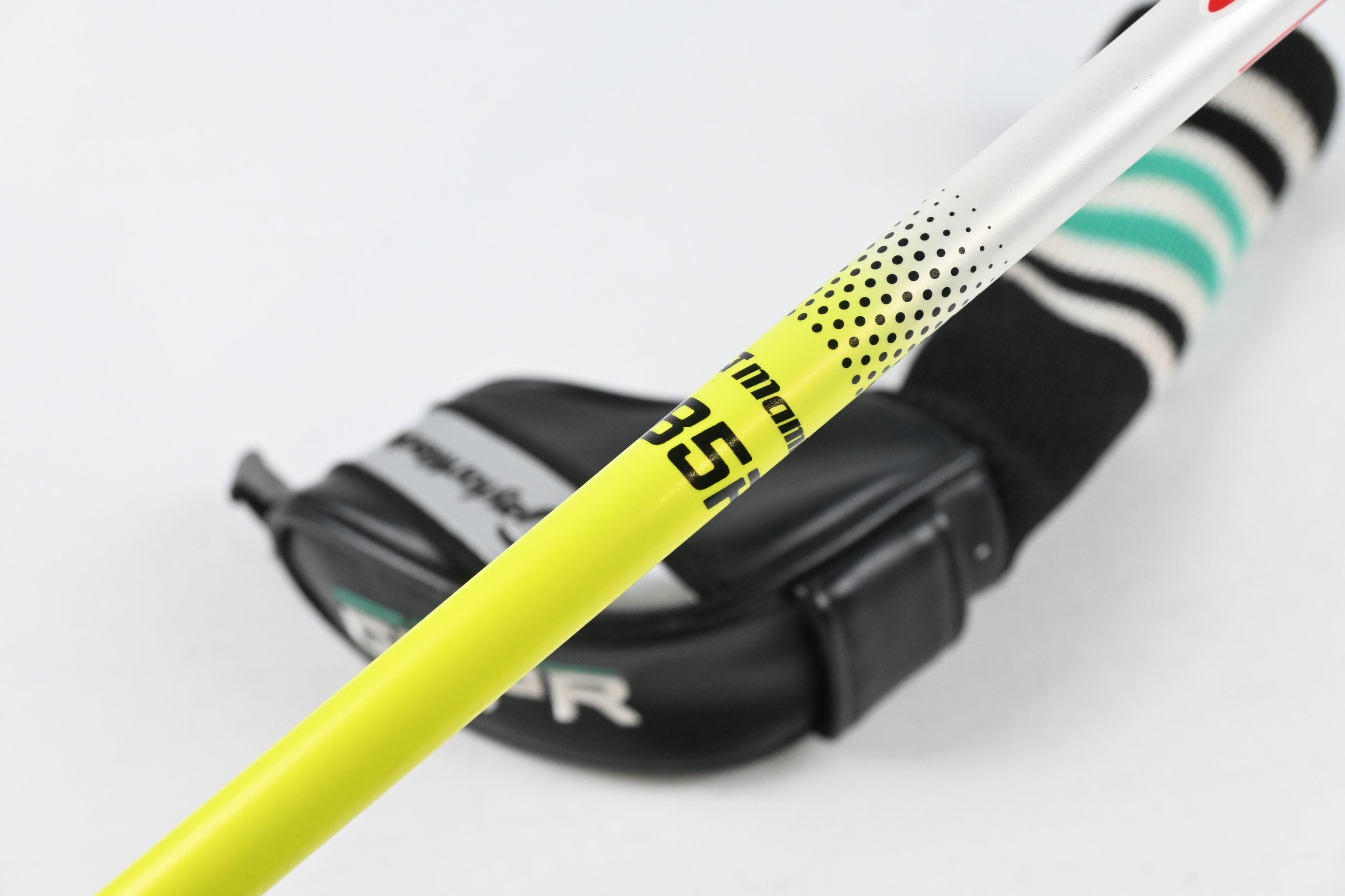 Taylormade GAPR Mid #3 Hybrid / 18 Degree / Stiff Flex UST V2 Proforce 85 Shaft